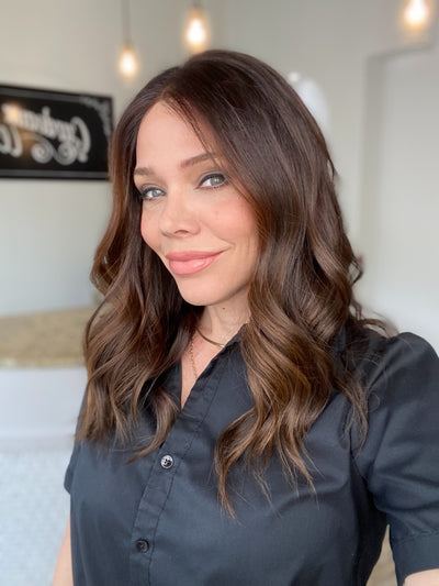 # 8297 GARDEAUX DELUXE LACE TOP WIG  (MEDIUM CAP)