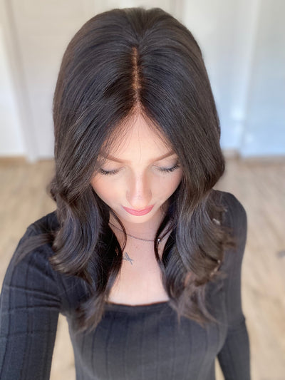 # 7519 GARDEAUX DELUXE LACE TOP WIG (SMALL CAP)