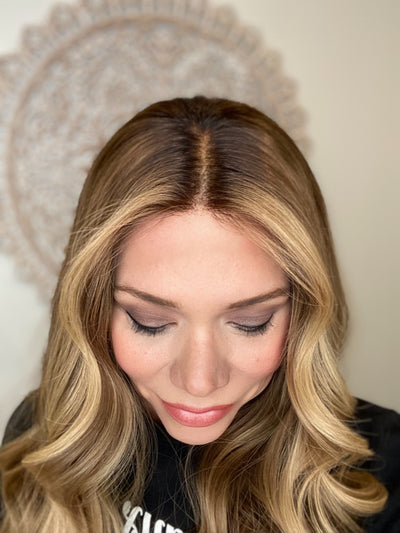 # 8543 GARDEAUX DELUXE LACE TOP WIG (MEDIUM CAP)