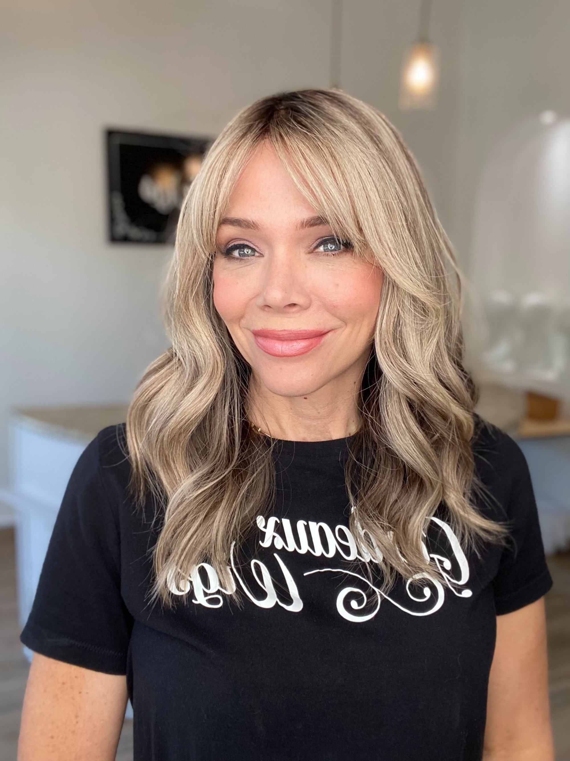 # 8499 GARDEAUX DELUXE HAND TIED MONO TOP WIG (MEDIUM CAP)