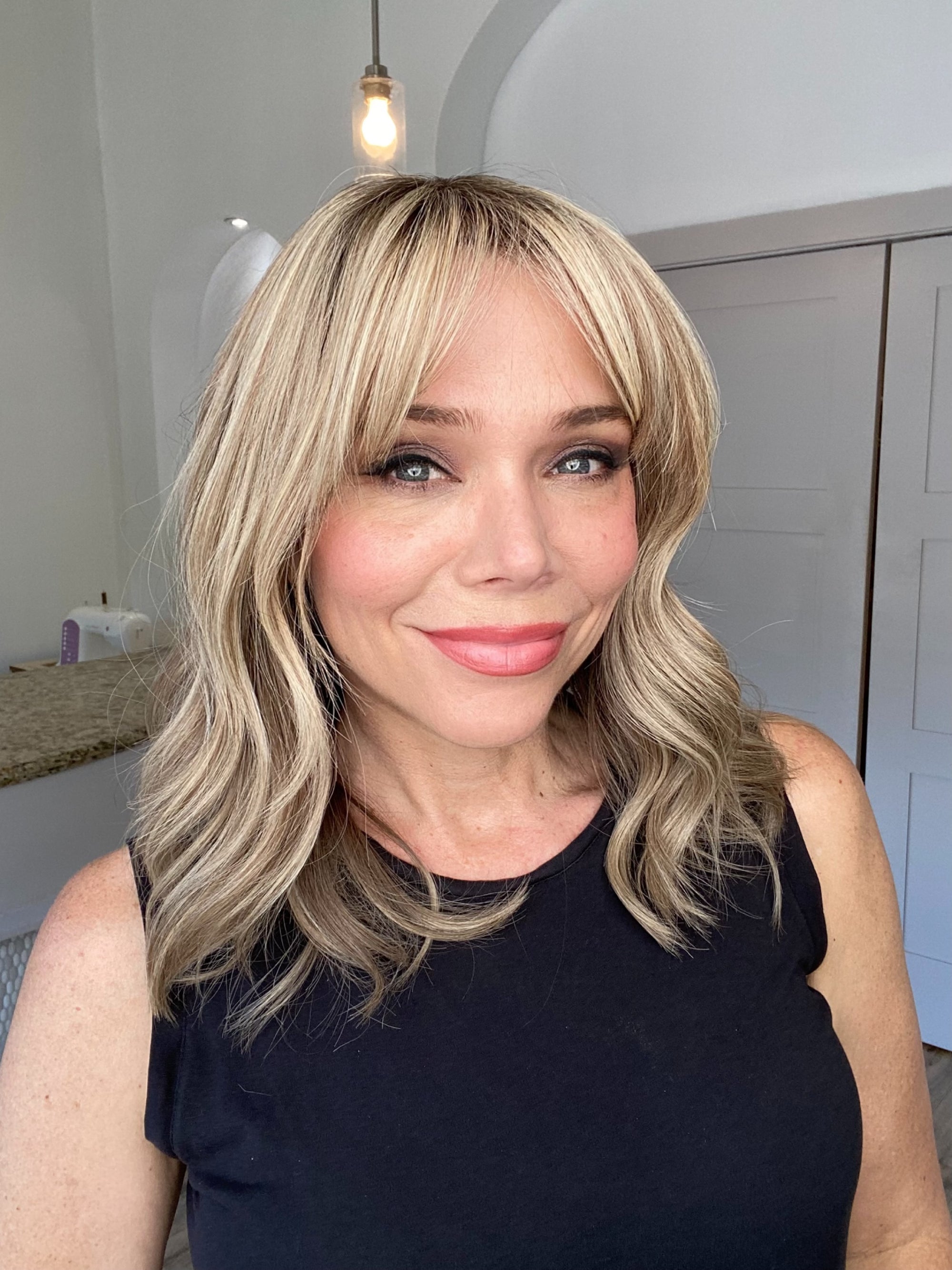 # 8523 GARDEAUX DELUXE HAND TIED MONO TOP WIG (SMALL CAP)