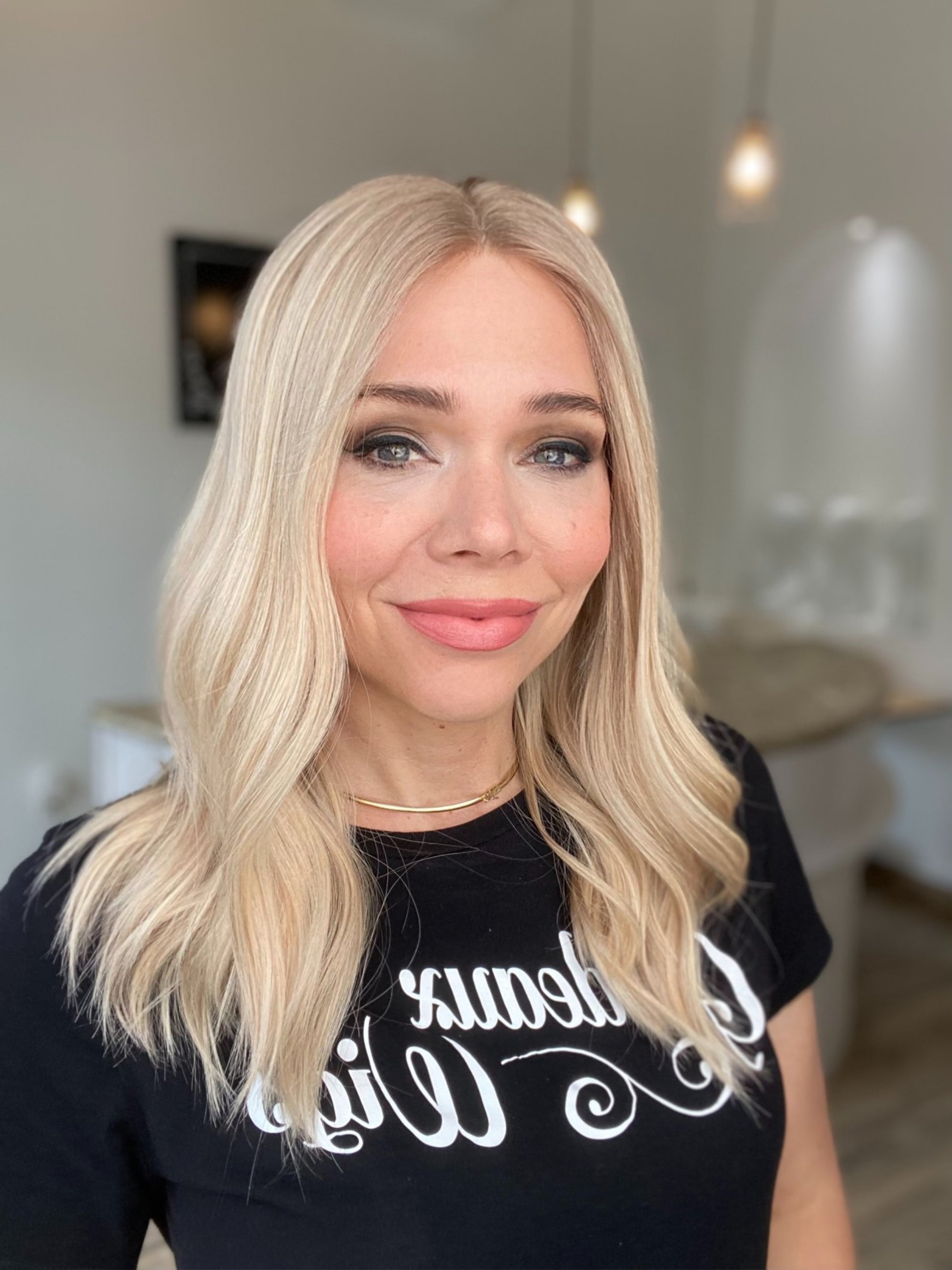 STOCK # BL624 GARDEAUX DELUXE LACE TOP WIG (SMALL CAP)