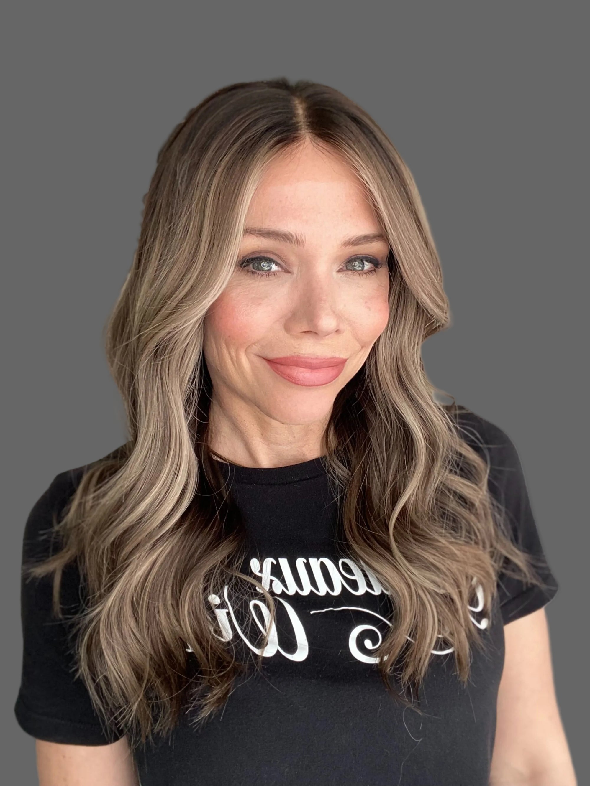 # 8663 GARDEAUX DELUXE LACE TOP WIG (MEDIUM CAP)