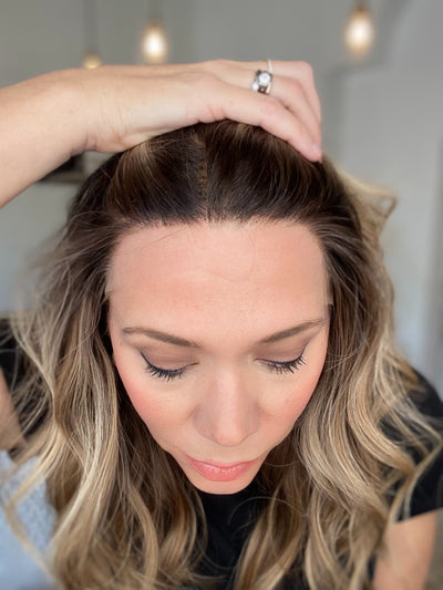 # 8455 GARDEAUX DELUXE LACE TOP WIG (SMALL CAP)