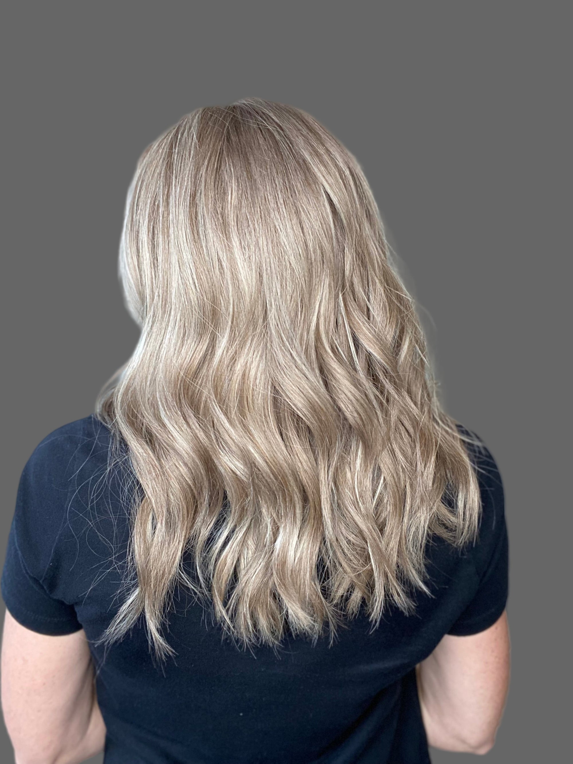 STOCK # JL333.12 GARDEAUX DELUXE LACE TOP WIG (MEDIUM CAP)