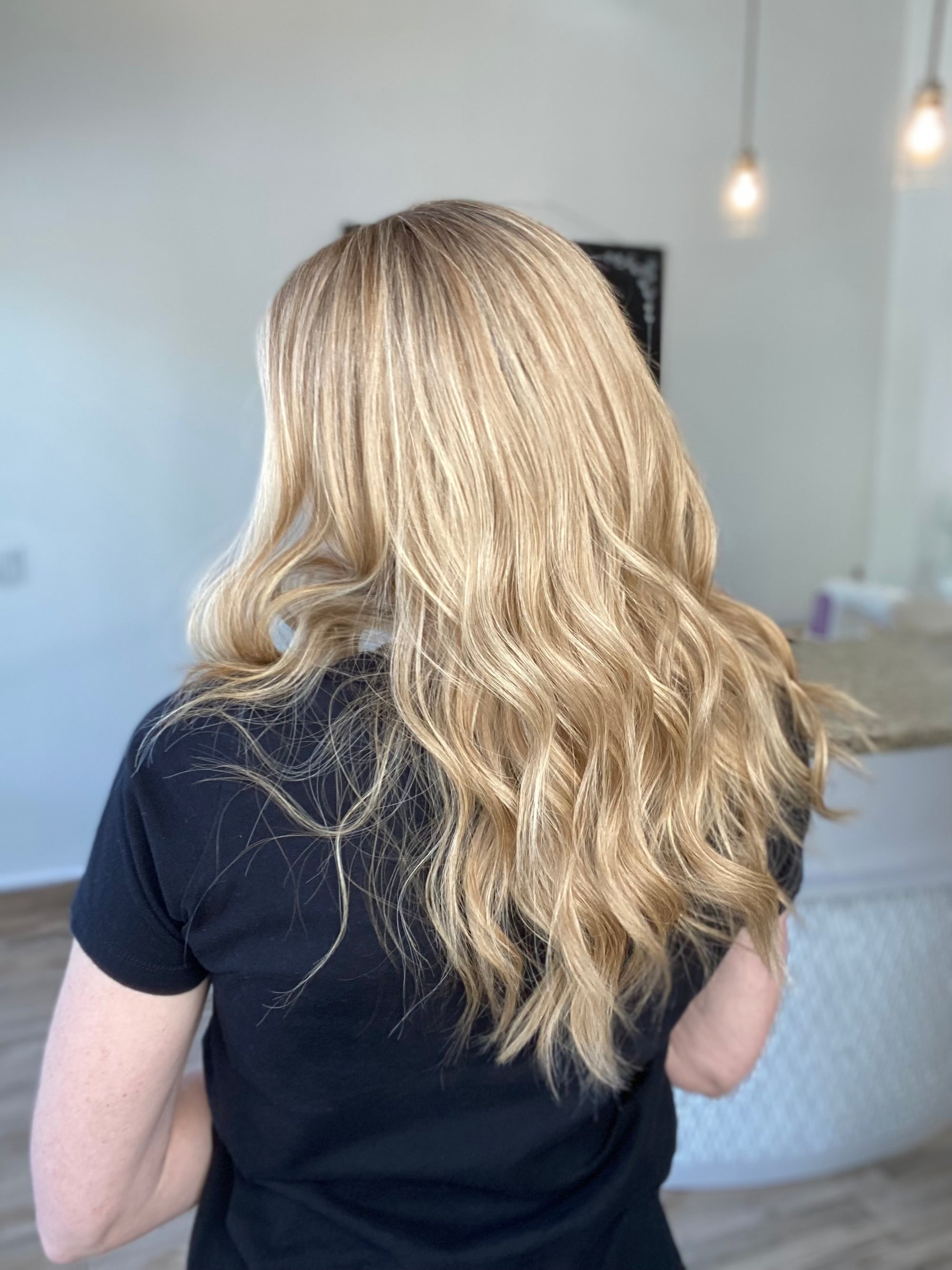 STOCK #JS322  GARDEAUX DELUXE HAND TIED, SILICONE LINED WIG (SMALL CAP)