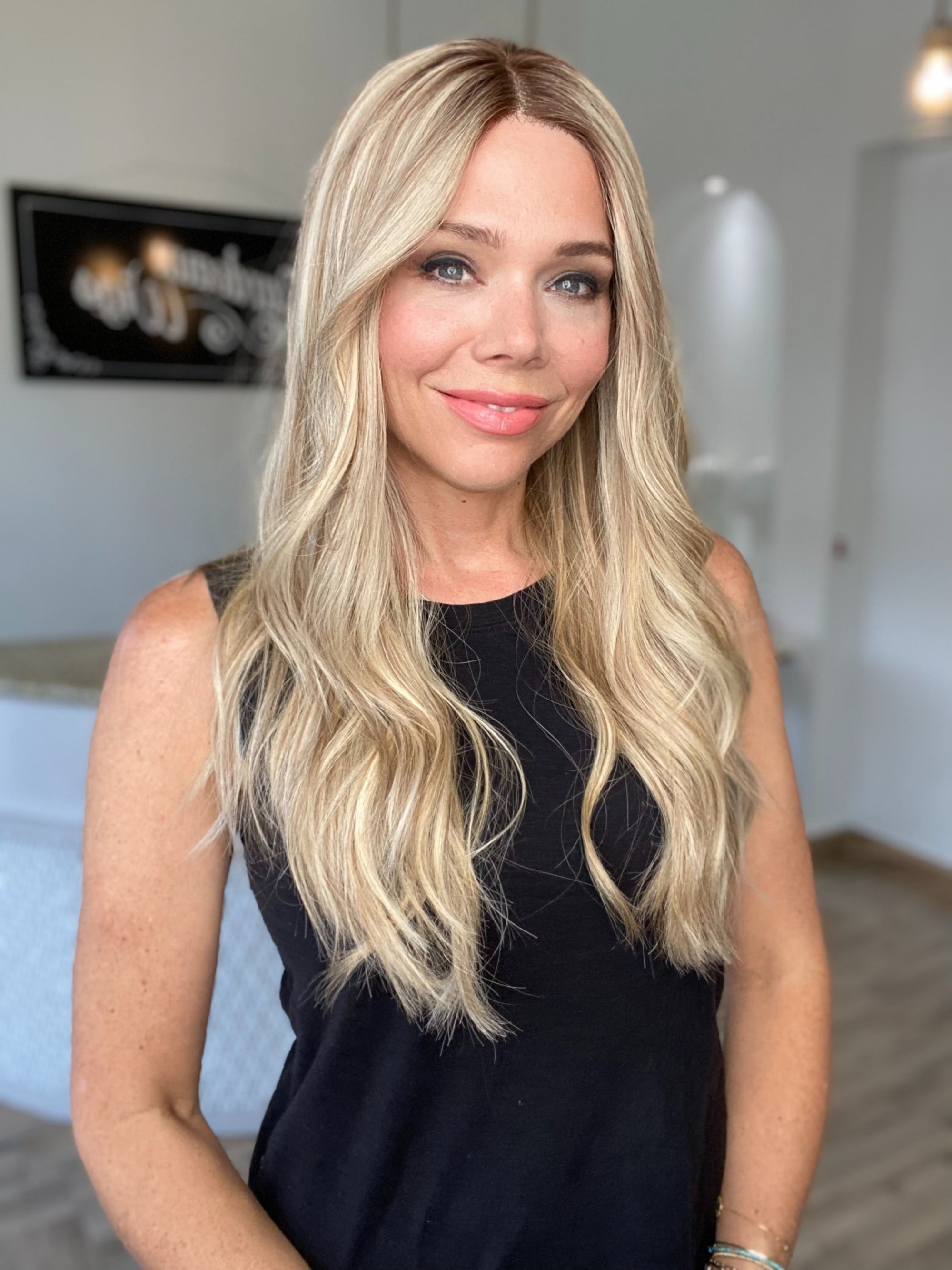 STOCK # JL06-325 GARDEAUX DELUXE HAND TIED MONO TOP WIG (MEDIUM CAP)