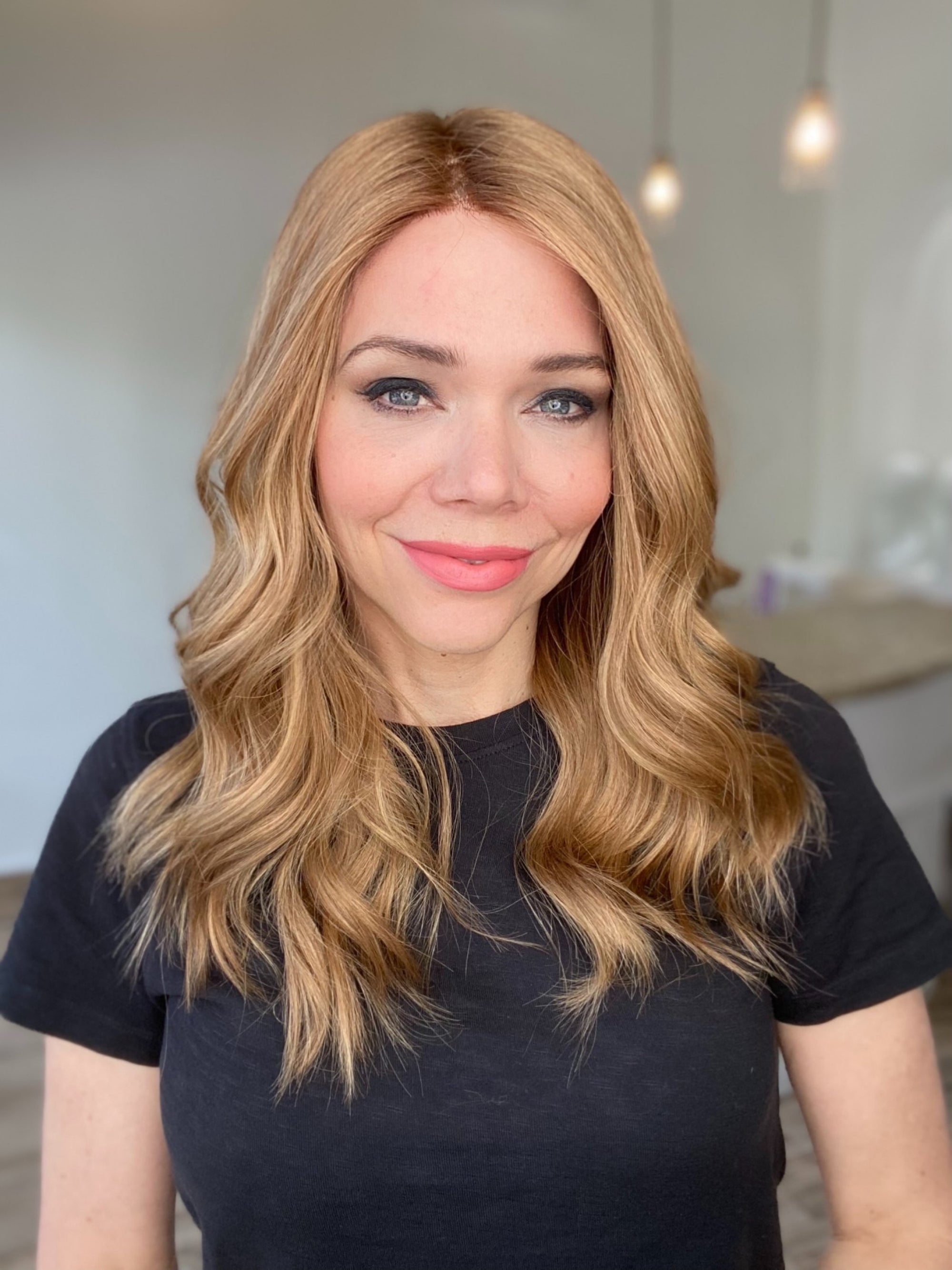 STOCK # JM316 GARDEAUX DELUXE MONO TOP WIG (MEDIUM CAP)