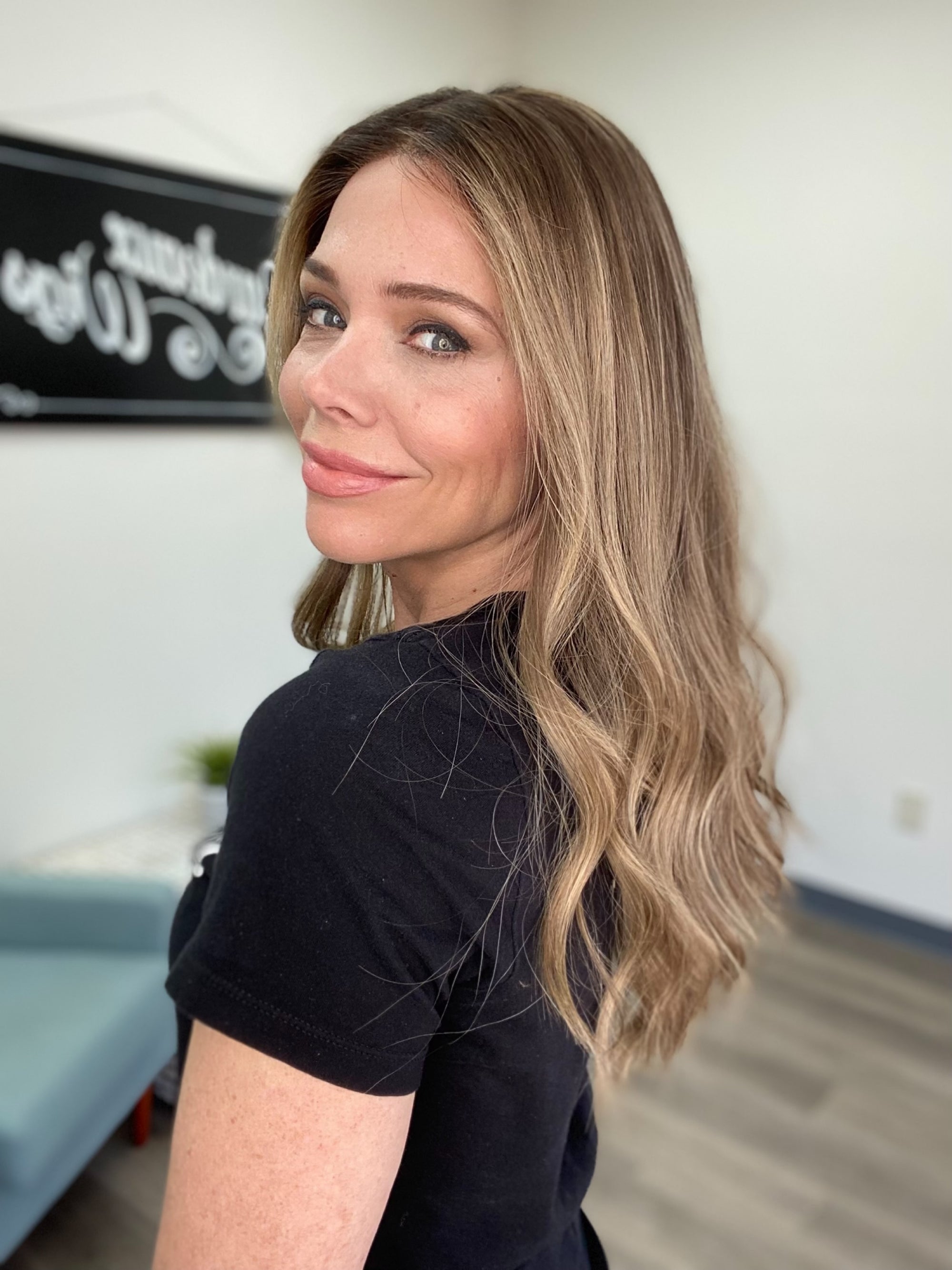 # 8658 GARDEAUX DELUXE DOUBLE LACE TOP WHOPPER WIG (SMALL CAP)