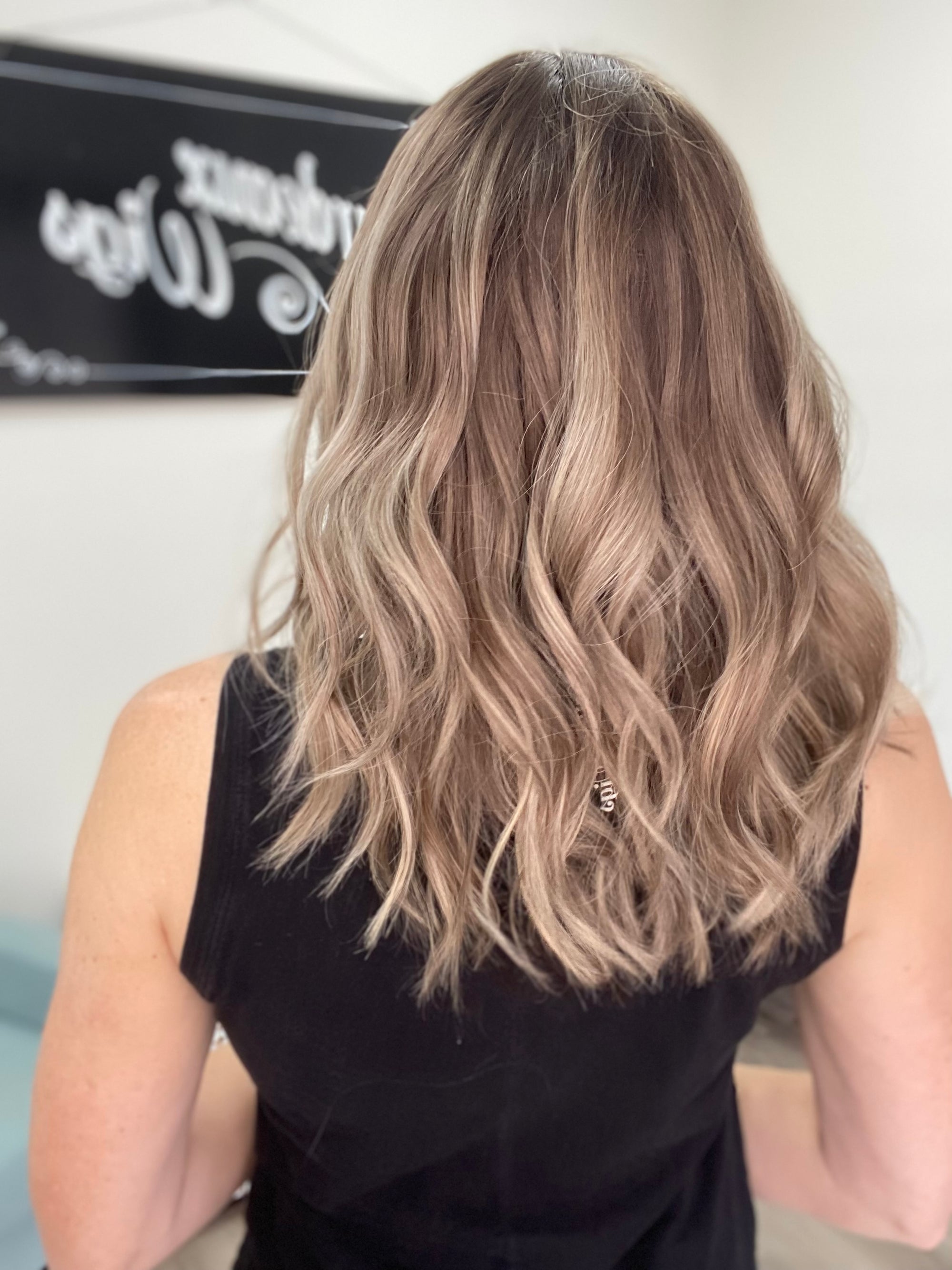 # 8668 GARDEAUX DELUXE LACE TOP WIG (MEDIUM CAP)