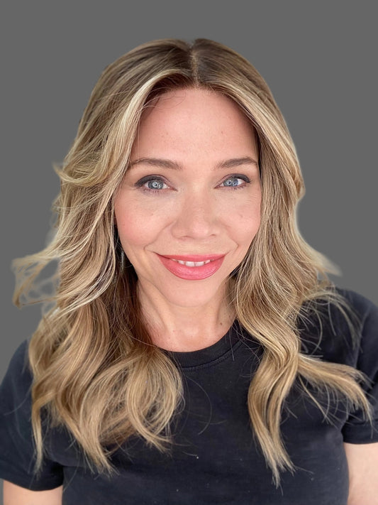 # 8720 GARDEAUX DELUXE HAND TIED MONO TOP WIG (MEDIUM CAP)