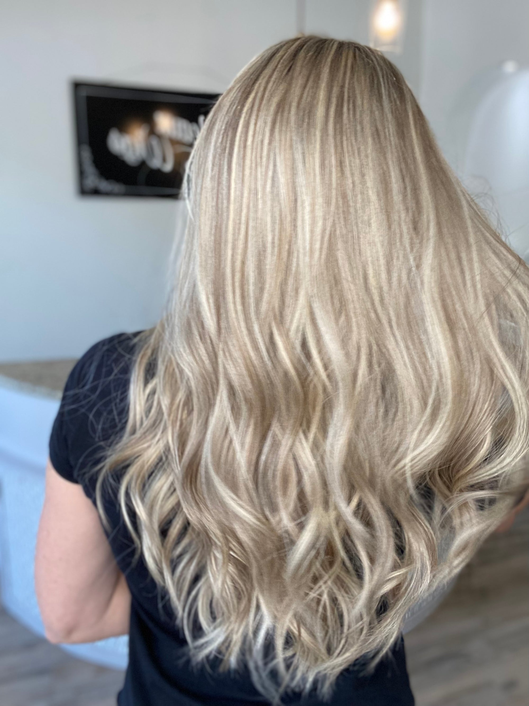 STOCK # JW-325.16 GARDEAUX DELUXE LACE TOP WHOPPER WIG