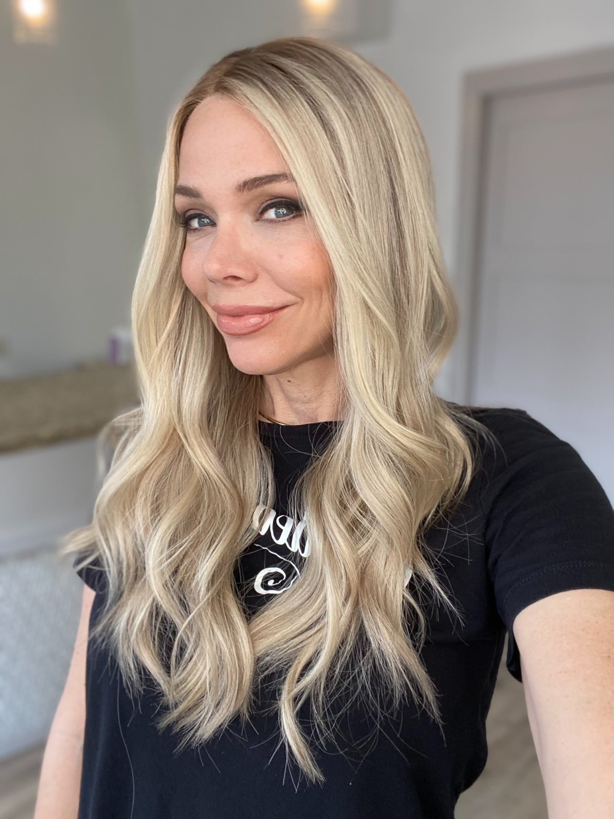 # 8179 GARDEAUX DELUXE HAND TIED MONO TOP WIG (SMALL CAP)