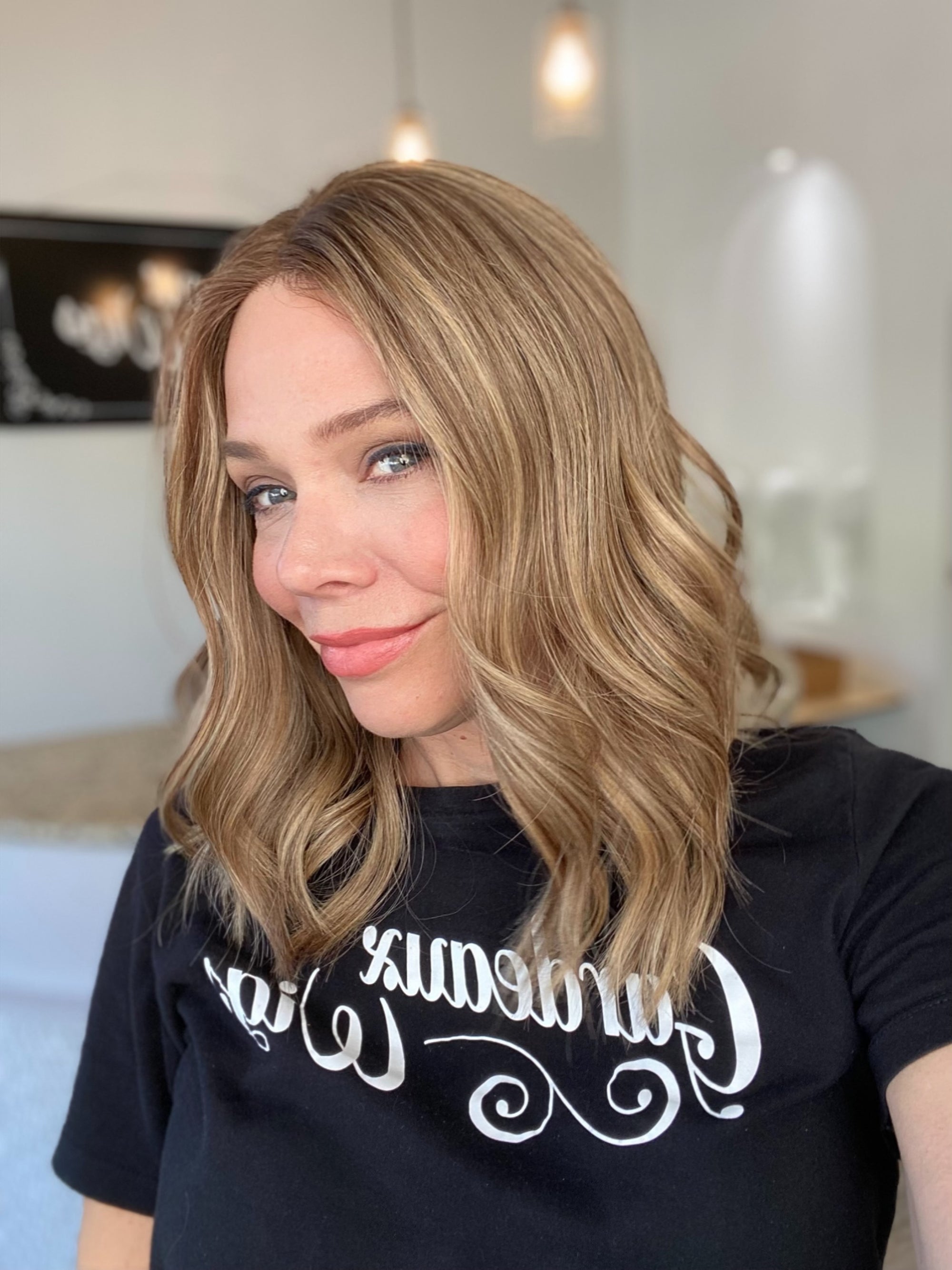 STOCK # JL-362.10 GARDEAUX DELUXE LACE TOP WIG (MEDIUM CAP)