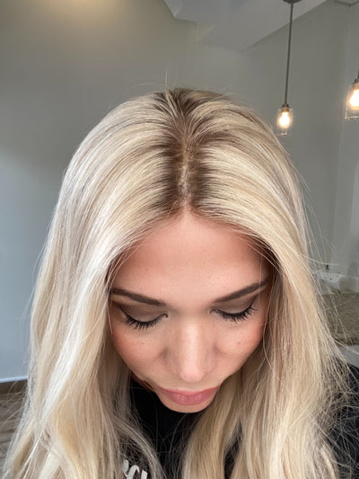 # 8253 GARDEAUX DELUXE LACE TOP WIG  (SMALL CAP)