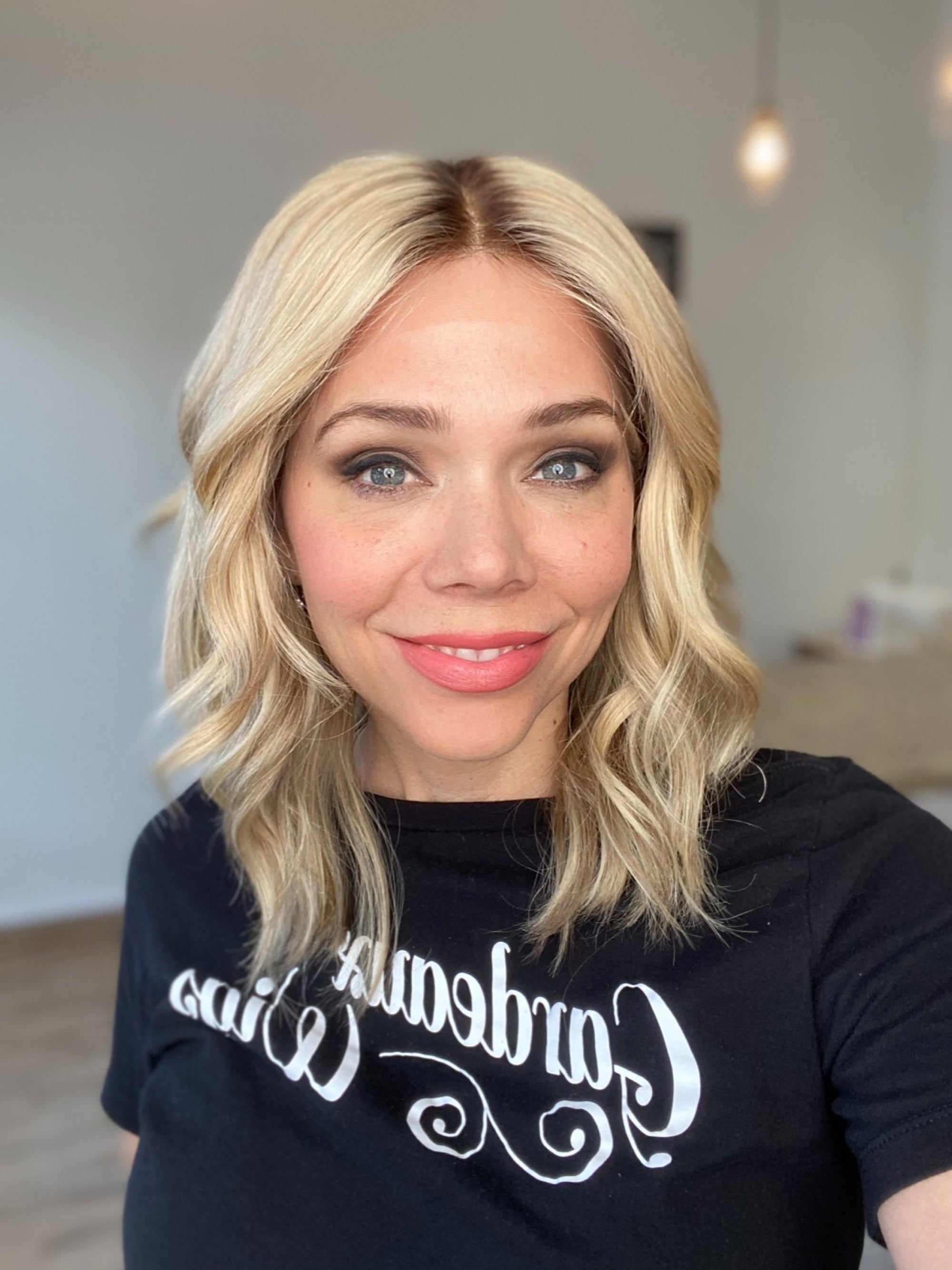 # 7886 GARDEAUX DELUXE MONO TOP WIG (SMALL CAP)