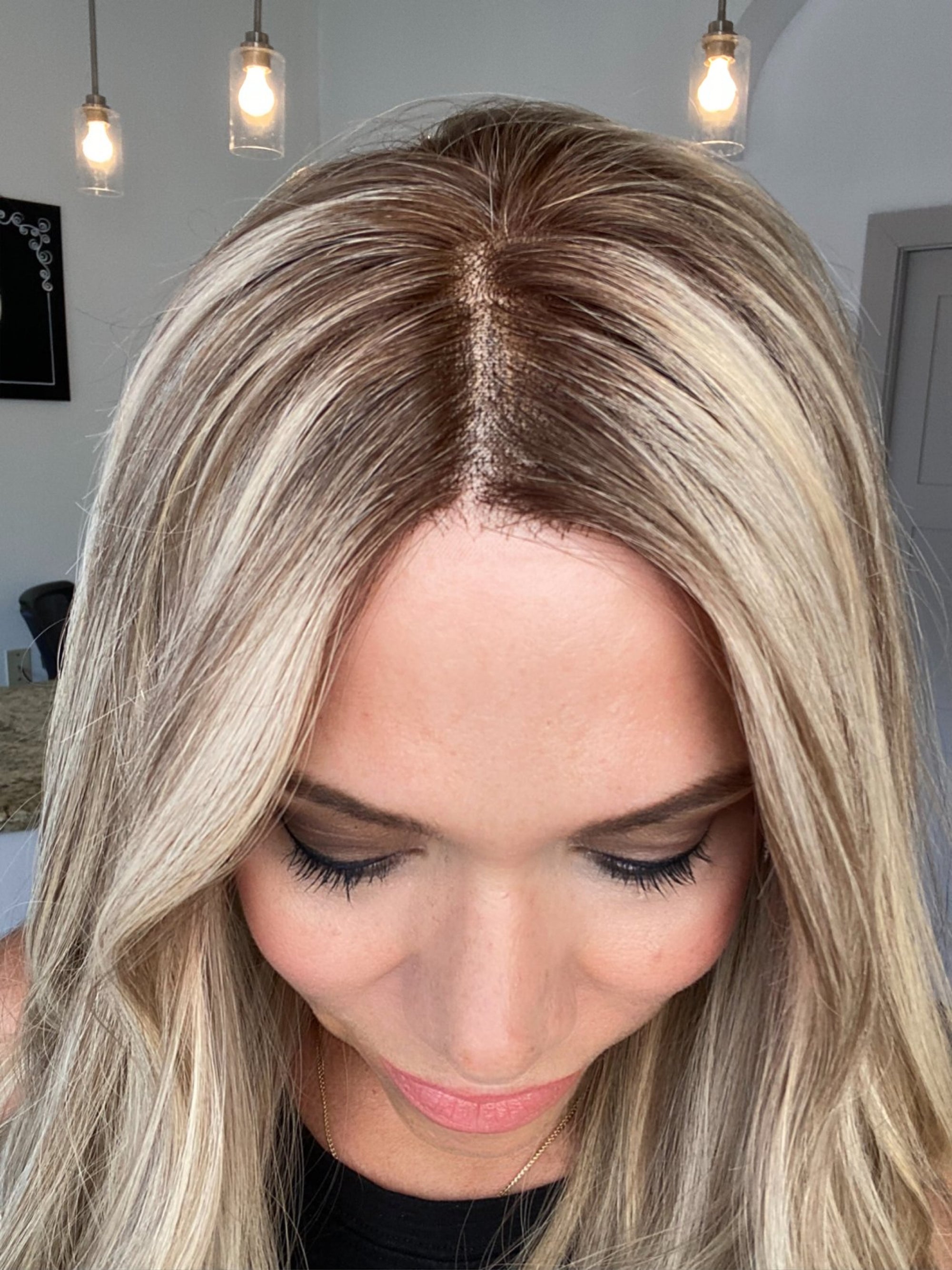 STOCK # JL06-325 GARDEAUX DELUXE HAND TIED MONO TOP WIG (MEDIUM CAP)