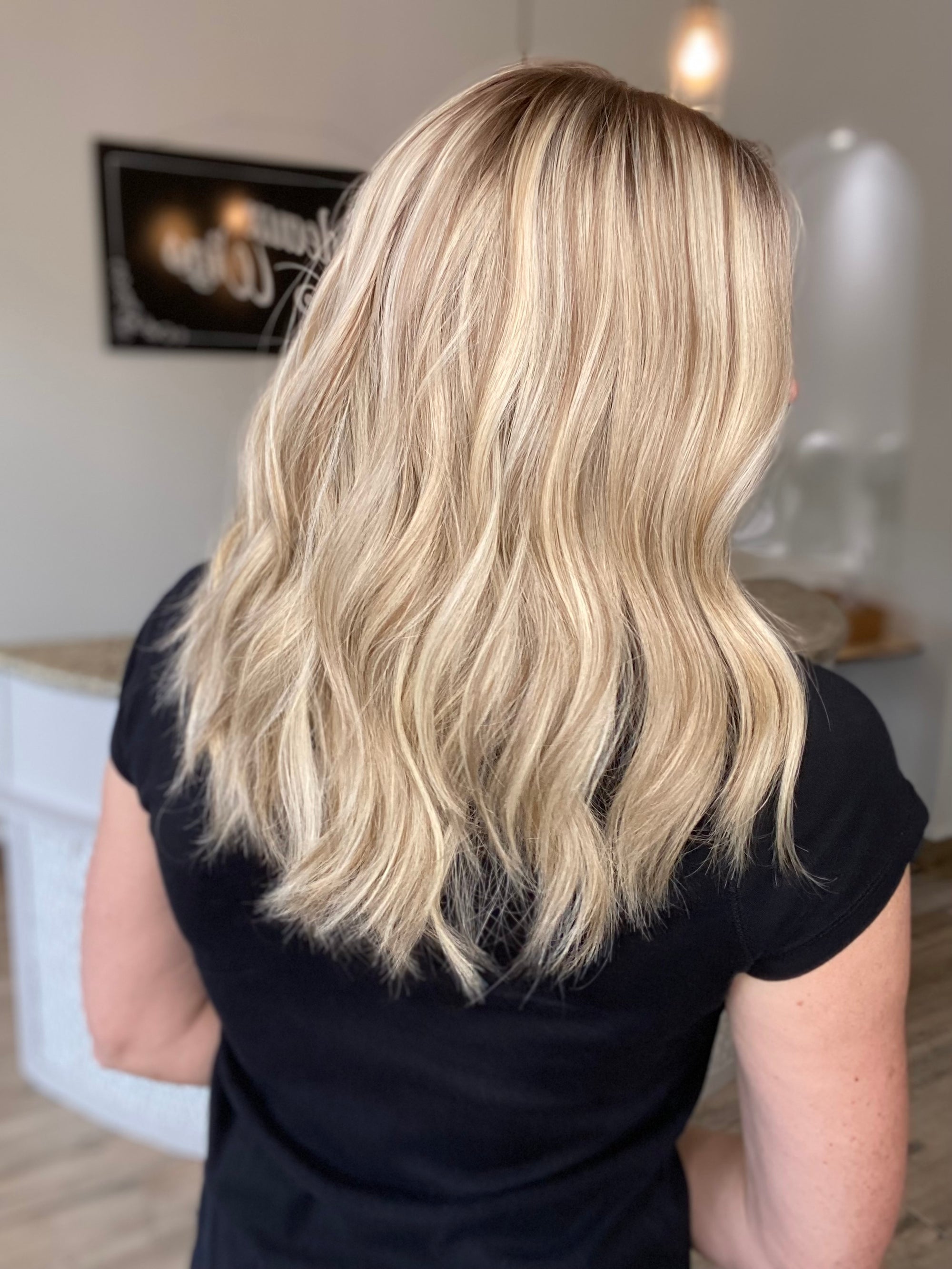 STOCK # JST-325.10  GARDEAUX DELUXE SILK TOP LACE FRONT WIG (MEDIUM CAP)