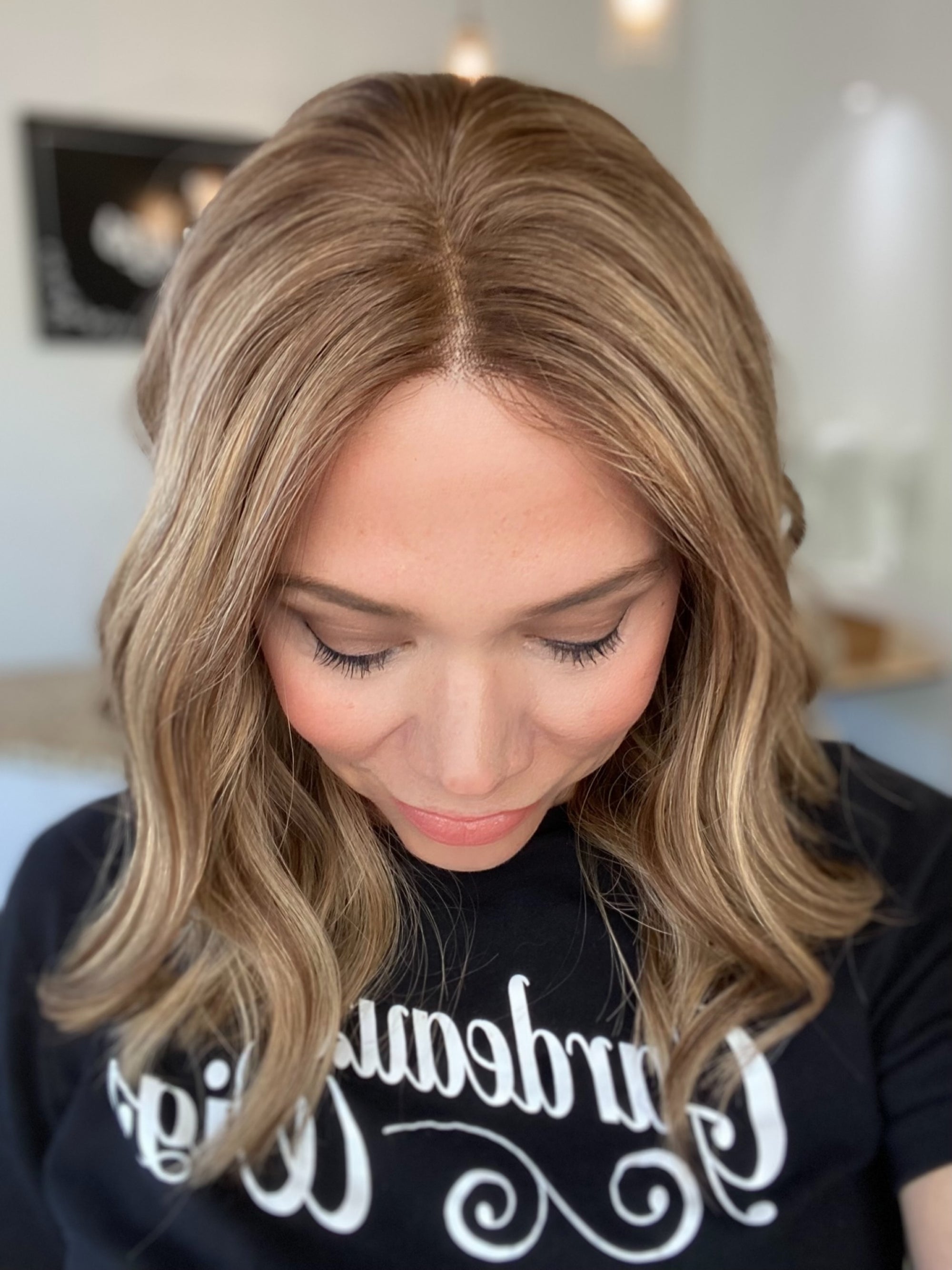 STOCK # JL-362.10 GARDEAUX DELUXE LACE TOP WIG (MEDIUM CAP)