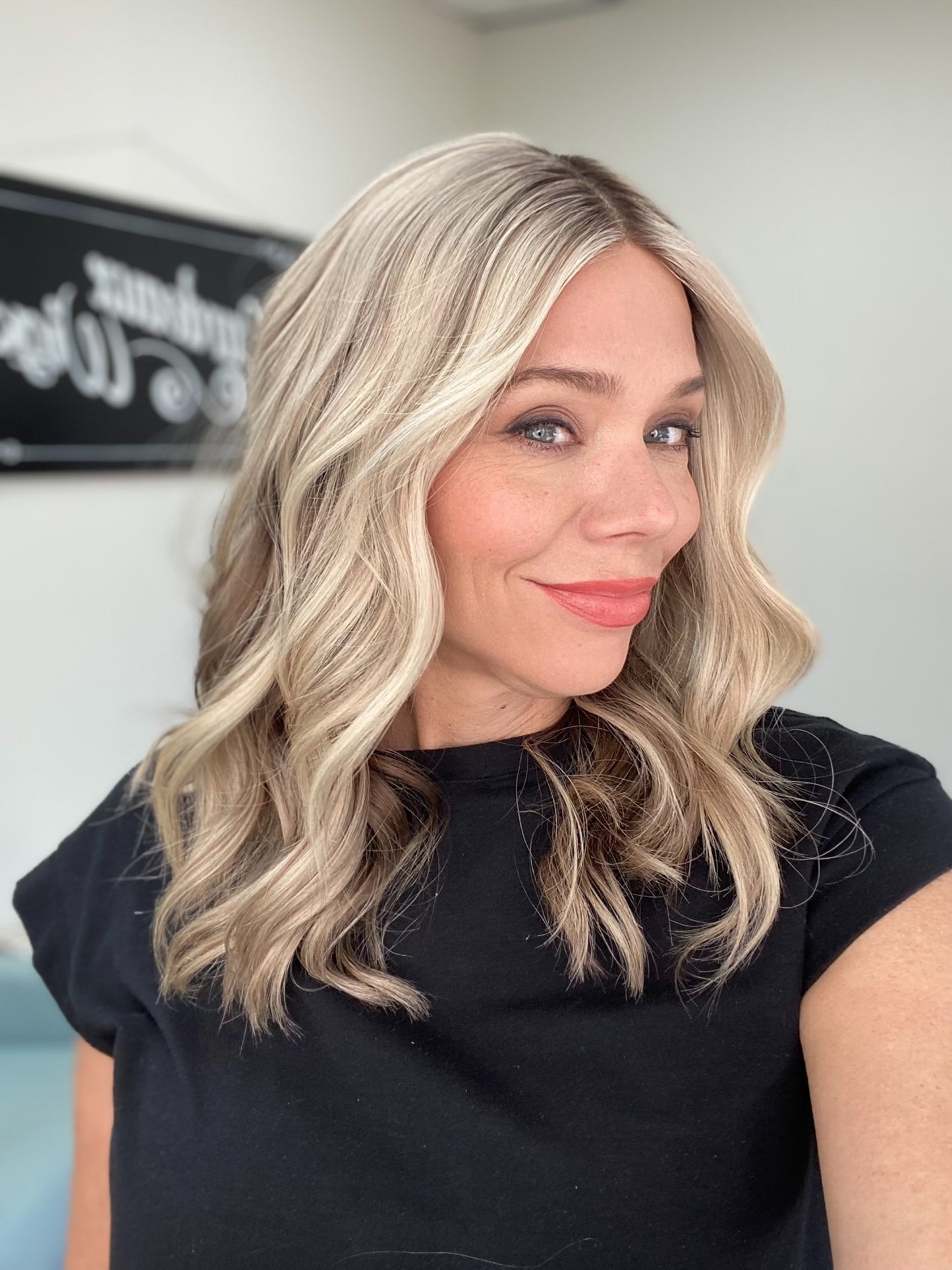 # 8748 GARDEAUX DELUXE LACE TOP WIG (MEDIUM CAP)