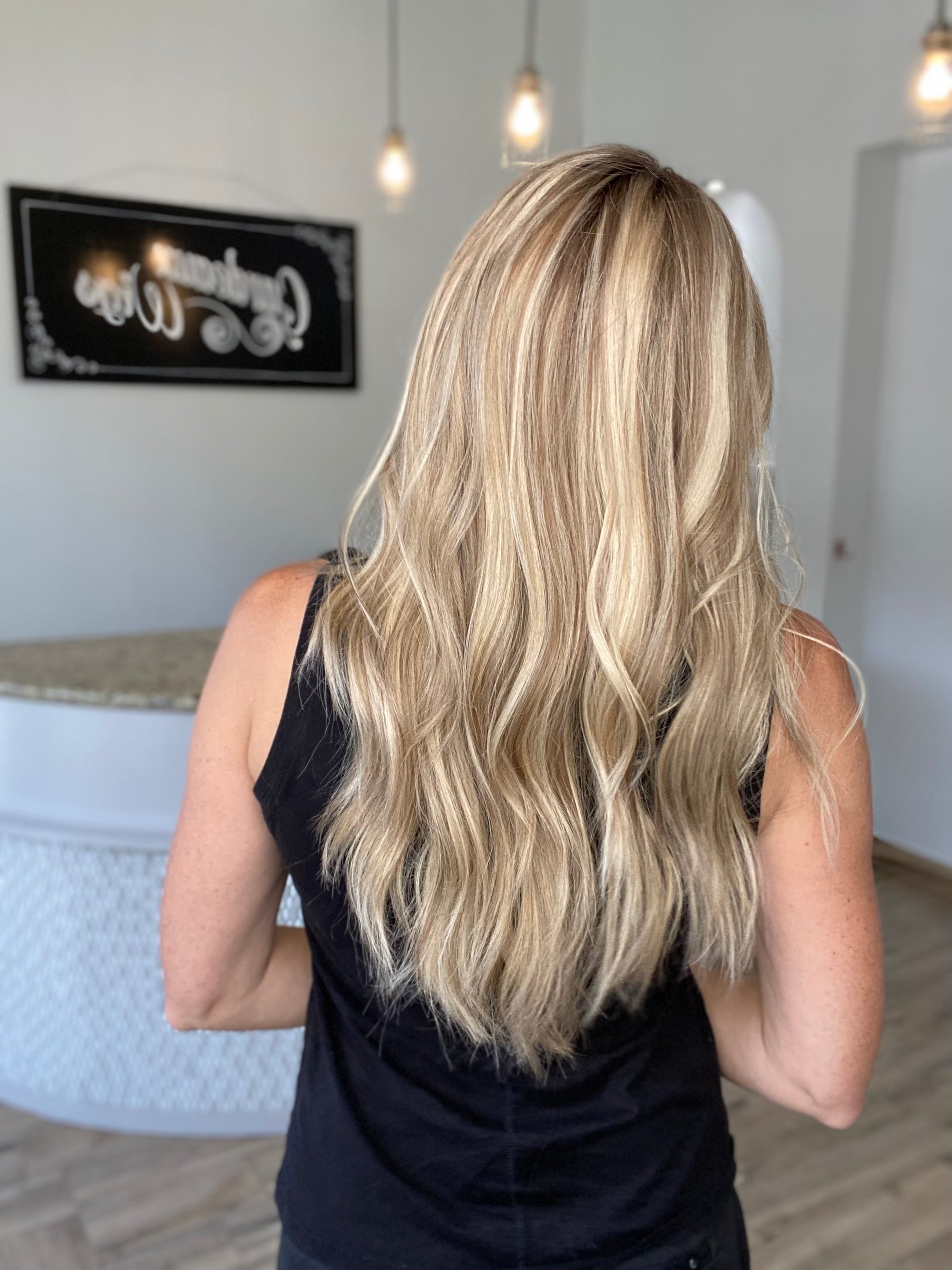 STOCK # JL06-325 GARDEAUX DELUXE HAND TIED MONO TOP WIG (MEDIUM CAP)