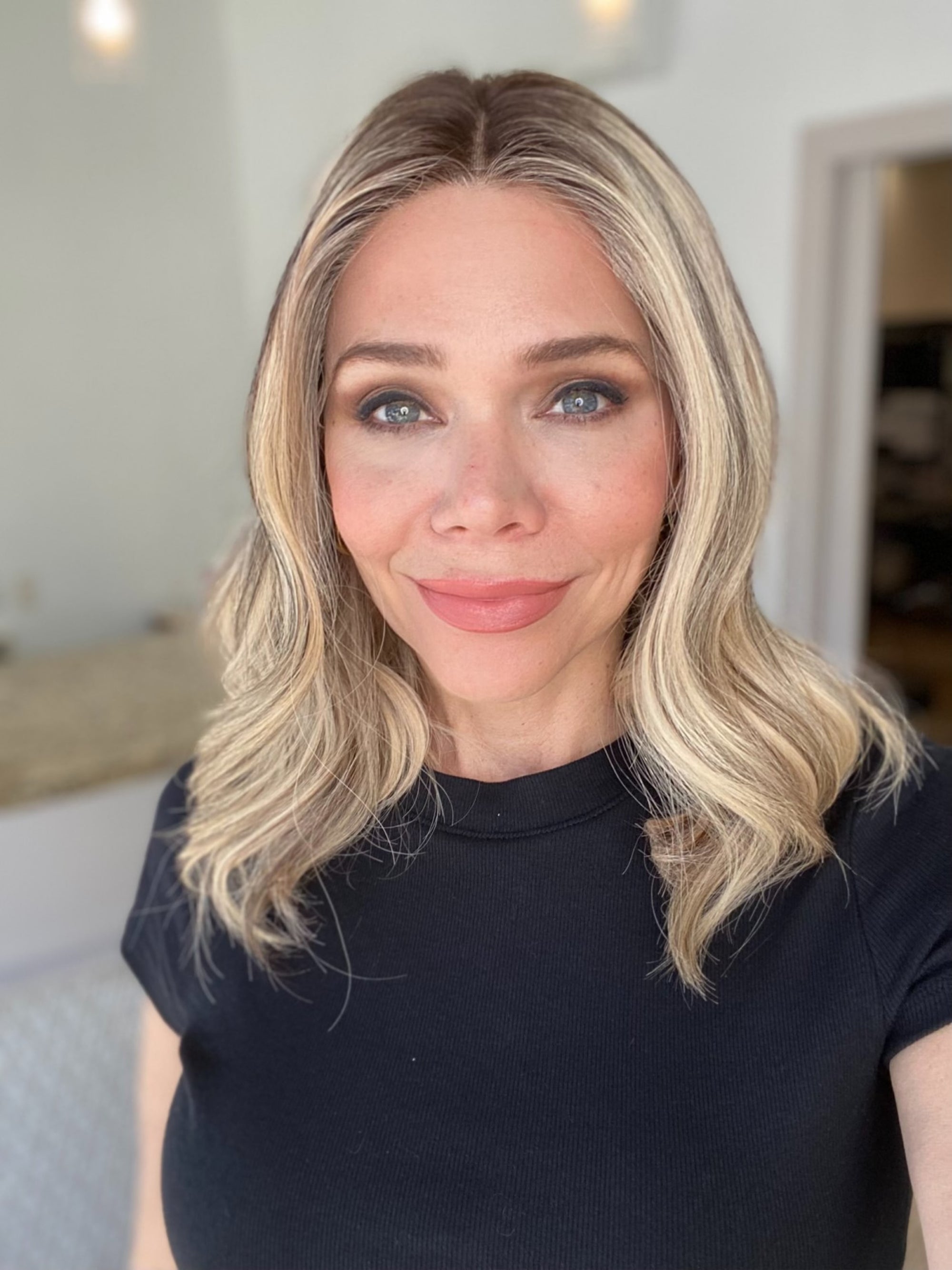 STOCK # BL605.10 GARDEAUX DELUXE DOUBLE LACE TOP WIG    FINAL SALE