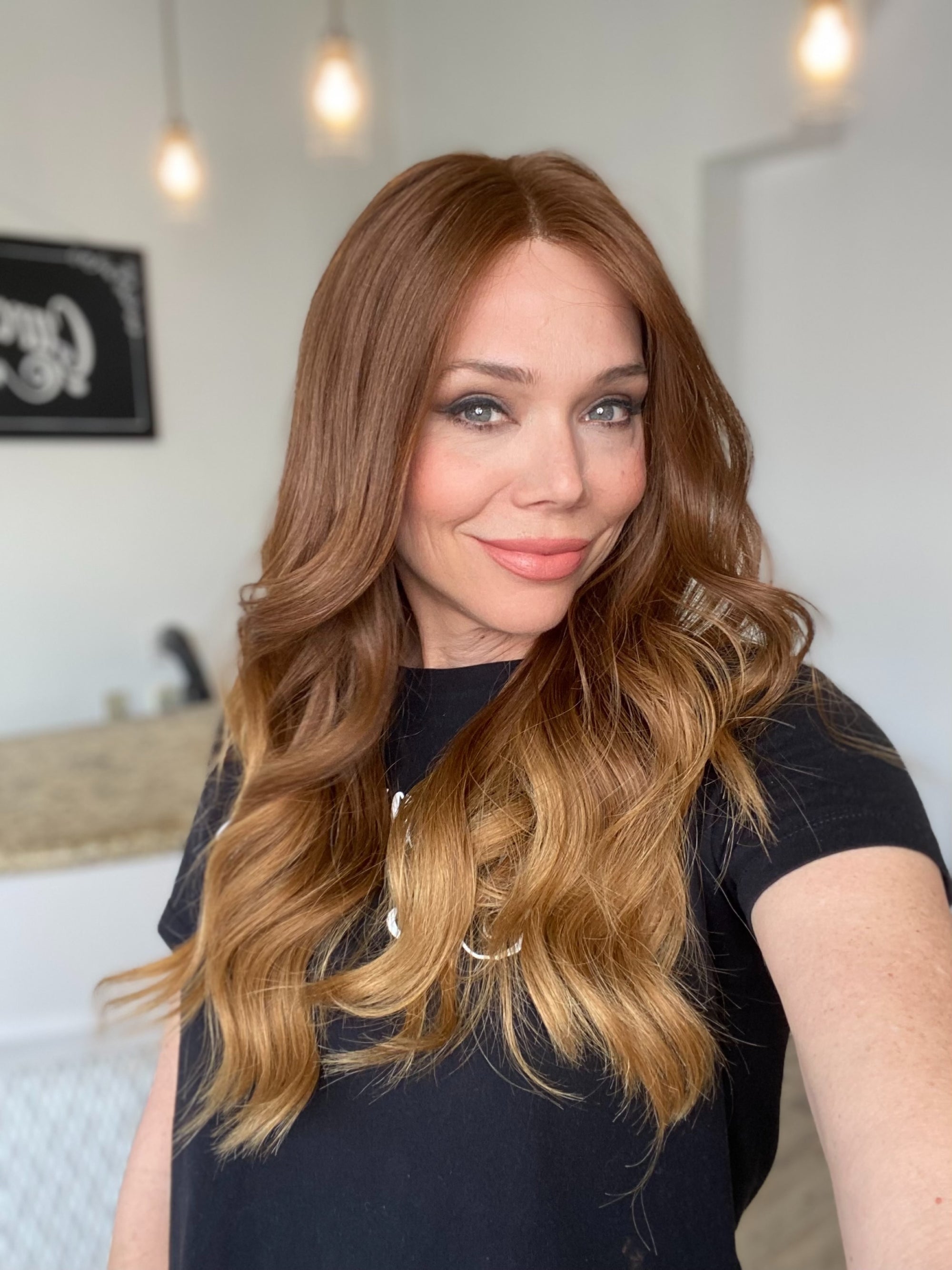 STOCK # JL359.16 GARDEAUX DELUXE LACE TOP WIG (MEDIUM CAP)