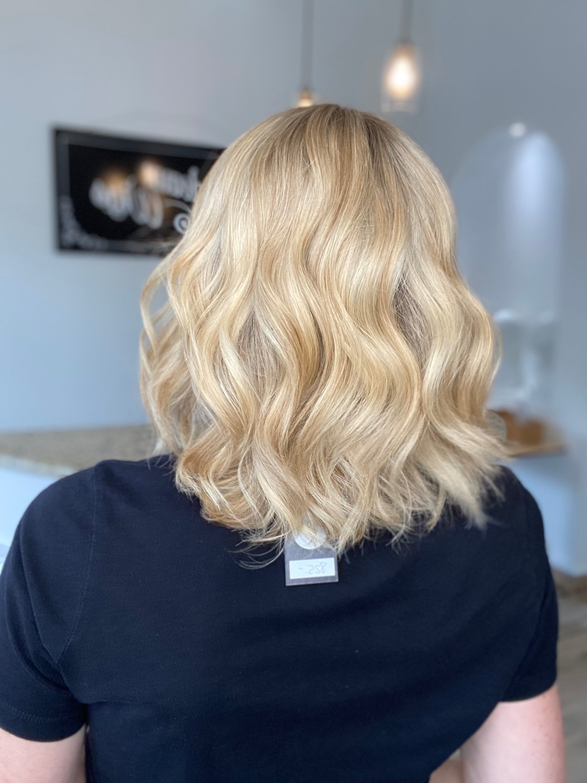 STOCK # LM07.6 GARDEAUX DELUXE DOUBLE LACE TOP WIG (MEDIUM CAP)