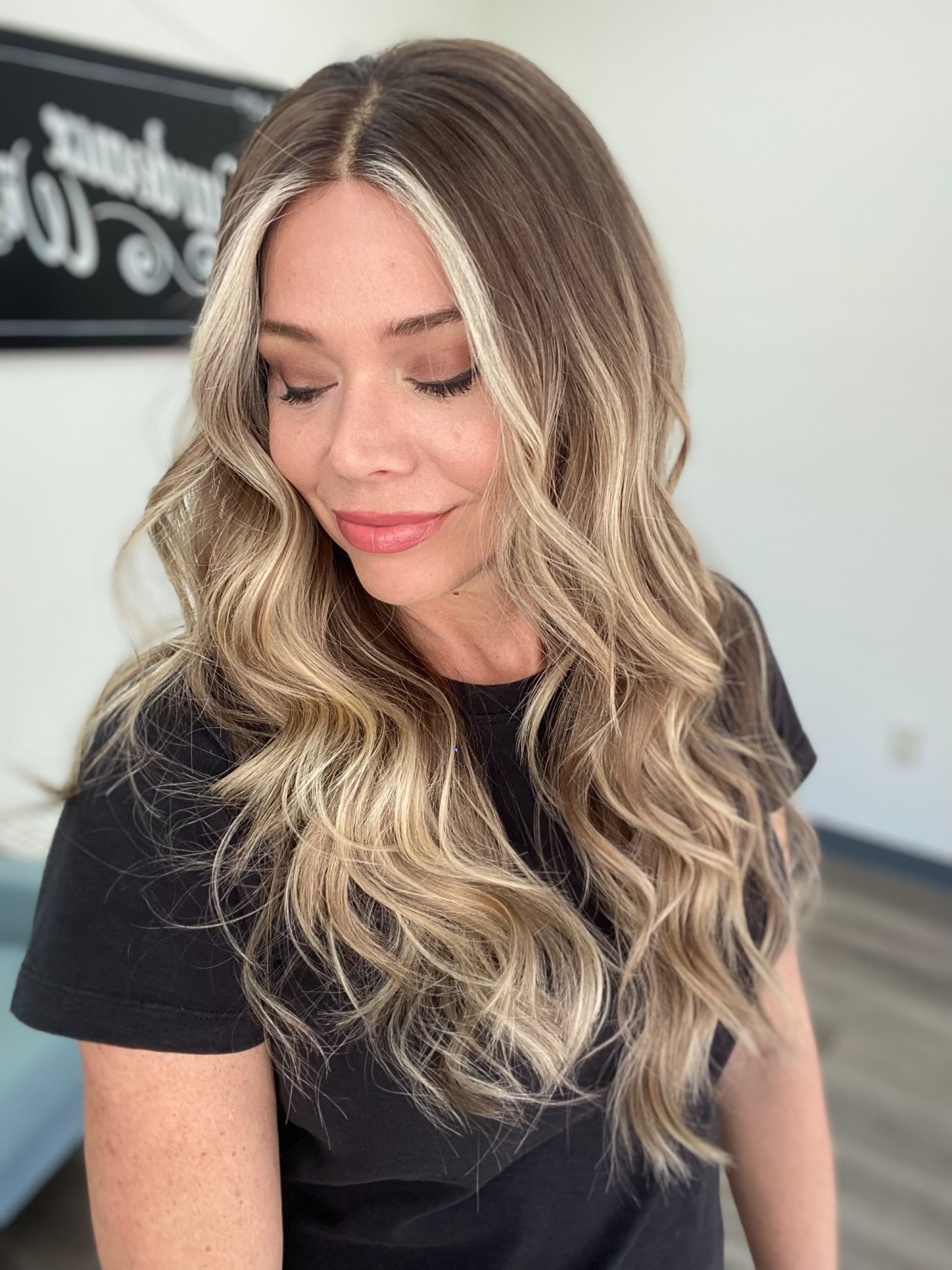 # 8722 GARDEAUX DELUXE HAND TIED MONO TOP WIG (MEDIUM CAP)