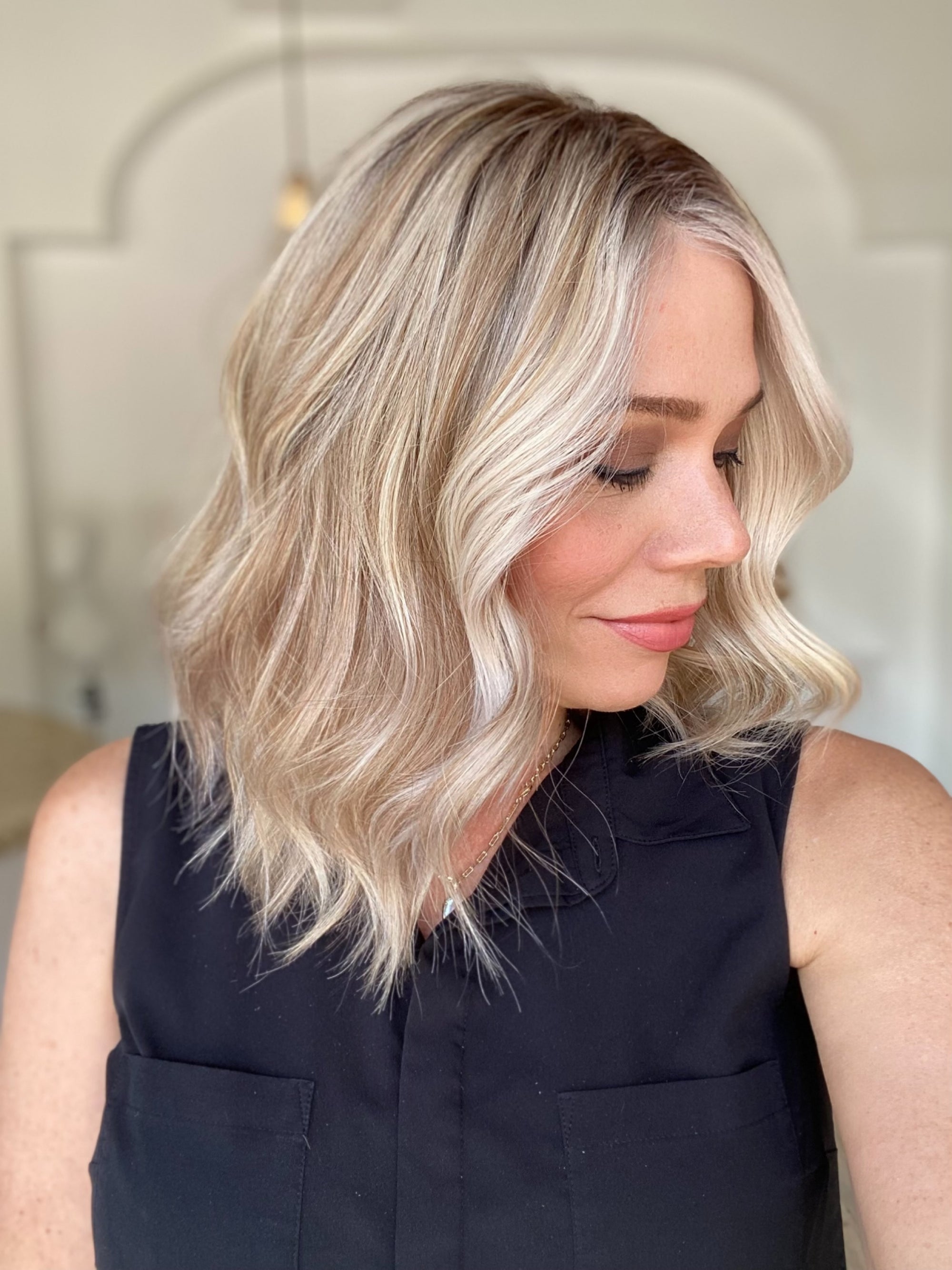 # G-8532 JON RENAU "CARRIE"