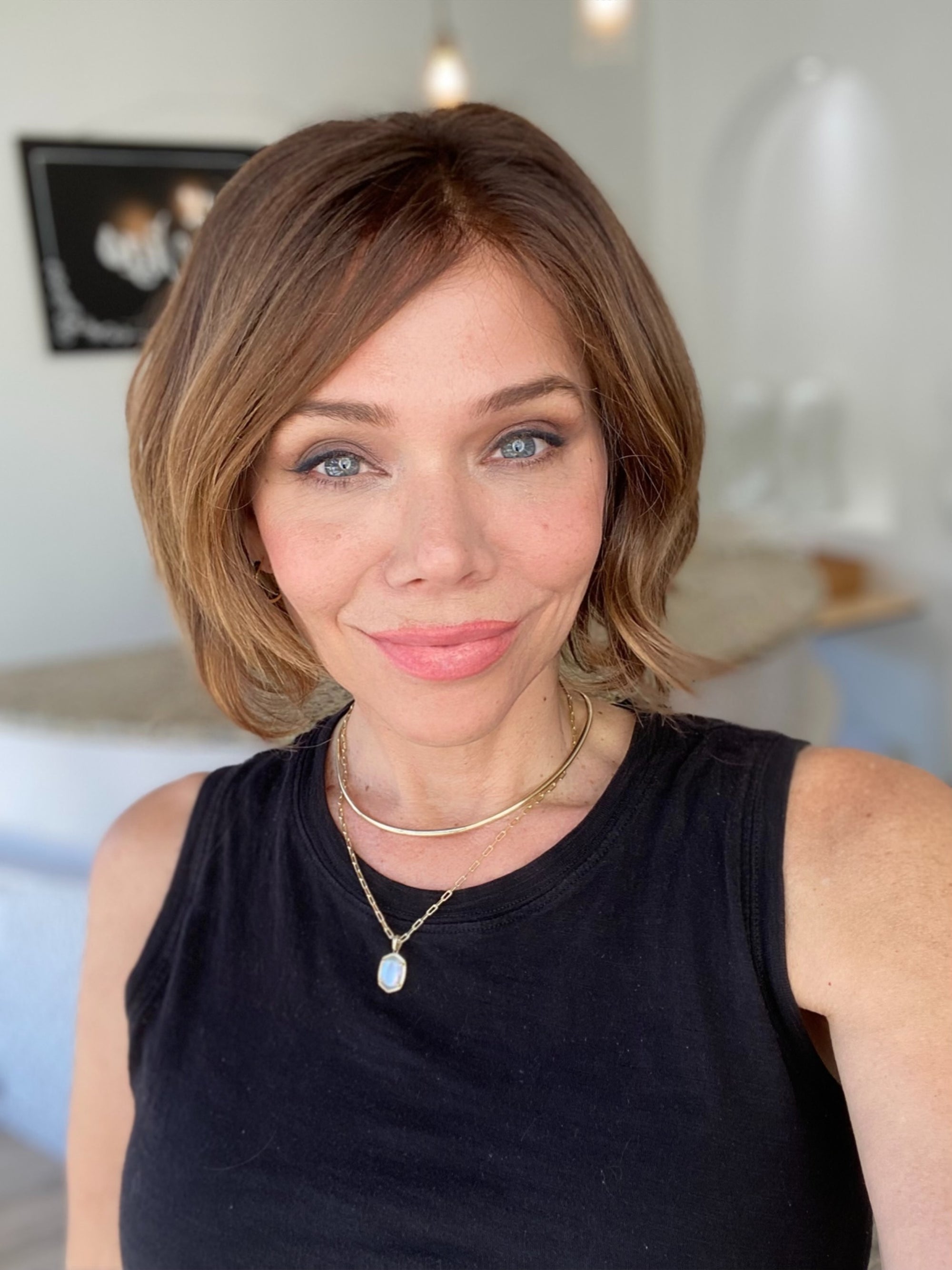 # 8515 GARDEAUX DELUXE HAND TIED MONO TOP WIG (MEDIUM CAP) FINAL SALE