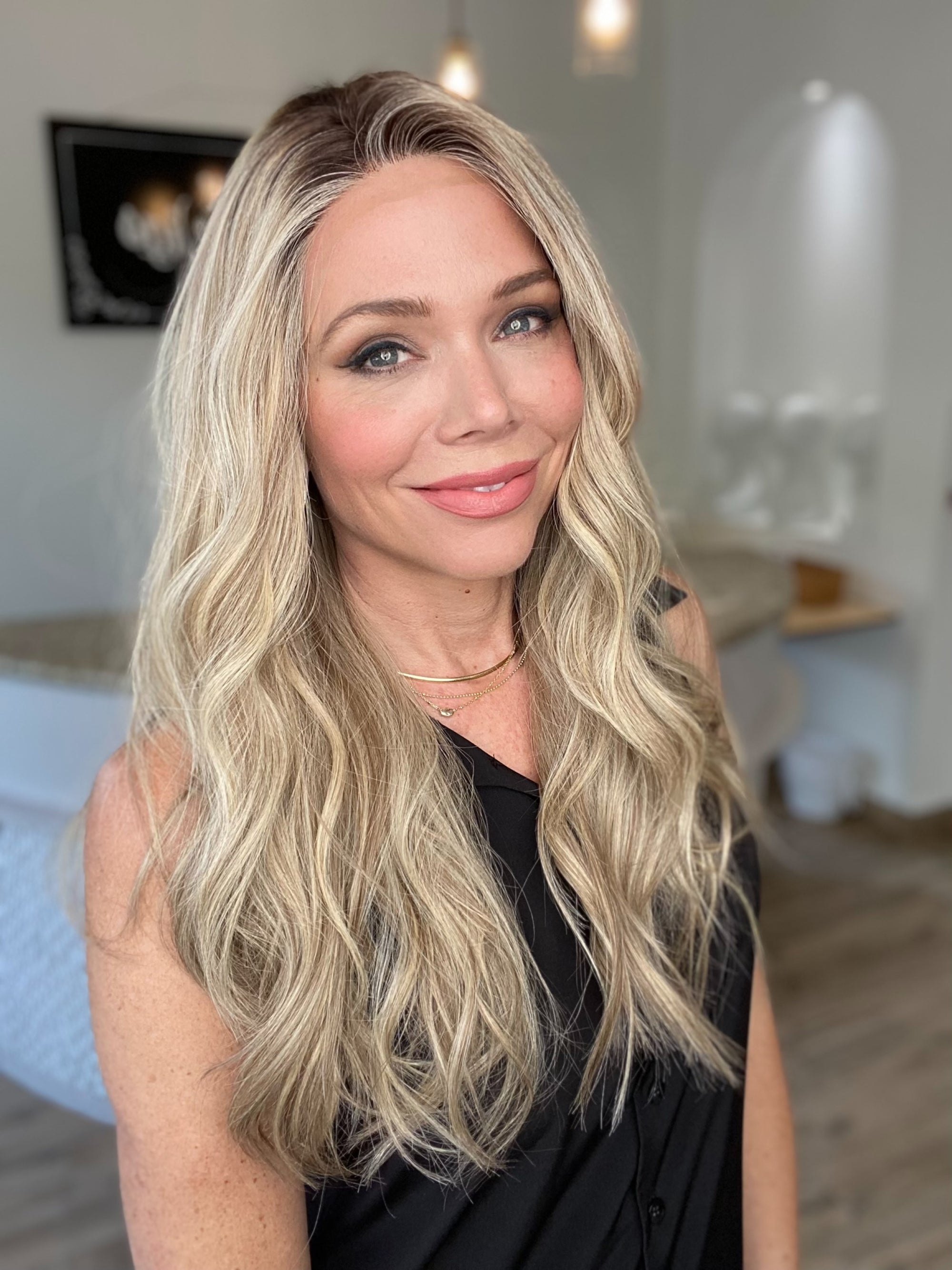 STOCK # JL2-325.16 GARDEAUX DELUXE HAND TIED SILICONE LINED WIG (MEDIUM CAP)