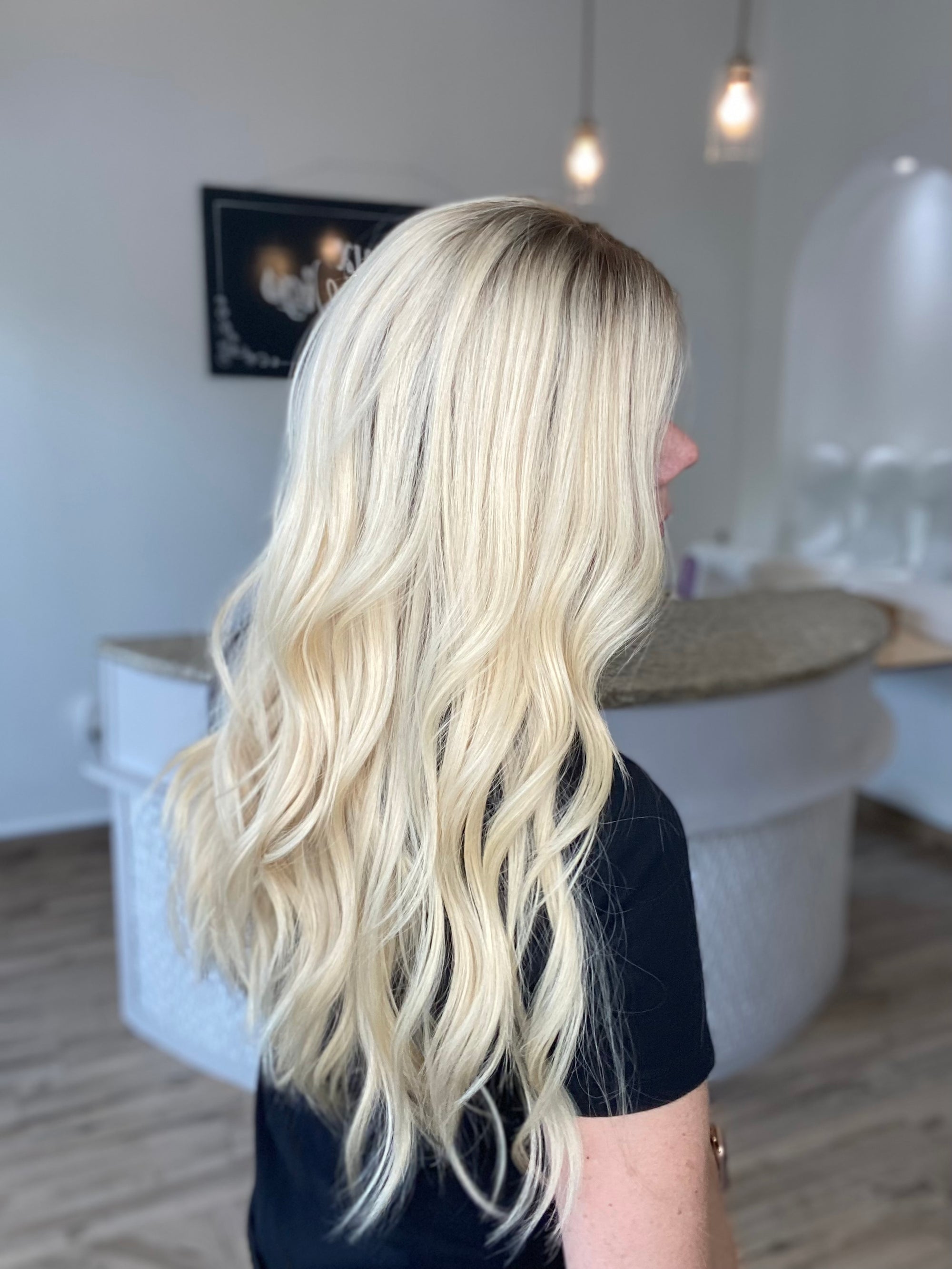 STOCK# JL326 GARDEAUX DELUXE LACE TOP WIG (MEDIUM CAP)