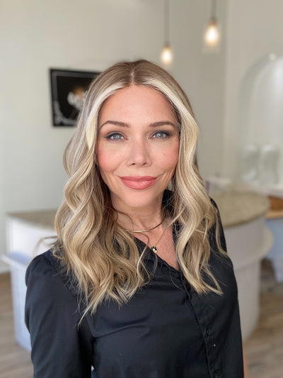 # 8578 GARDEAUX DELUXE LACE TOP WIG (MEDIUM CAP)