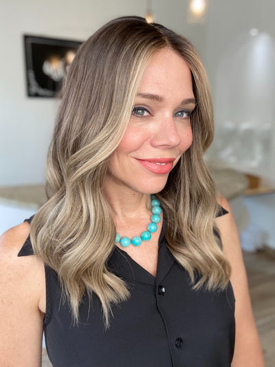 # 8419 GARDEAUX DELUXE SILK TOP LACE FRONT WIG (MEDIUM CAP)