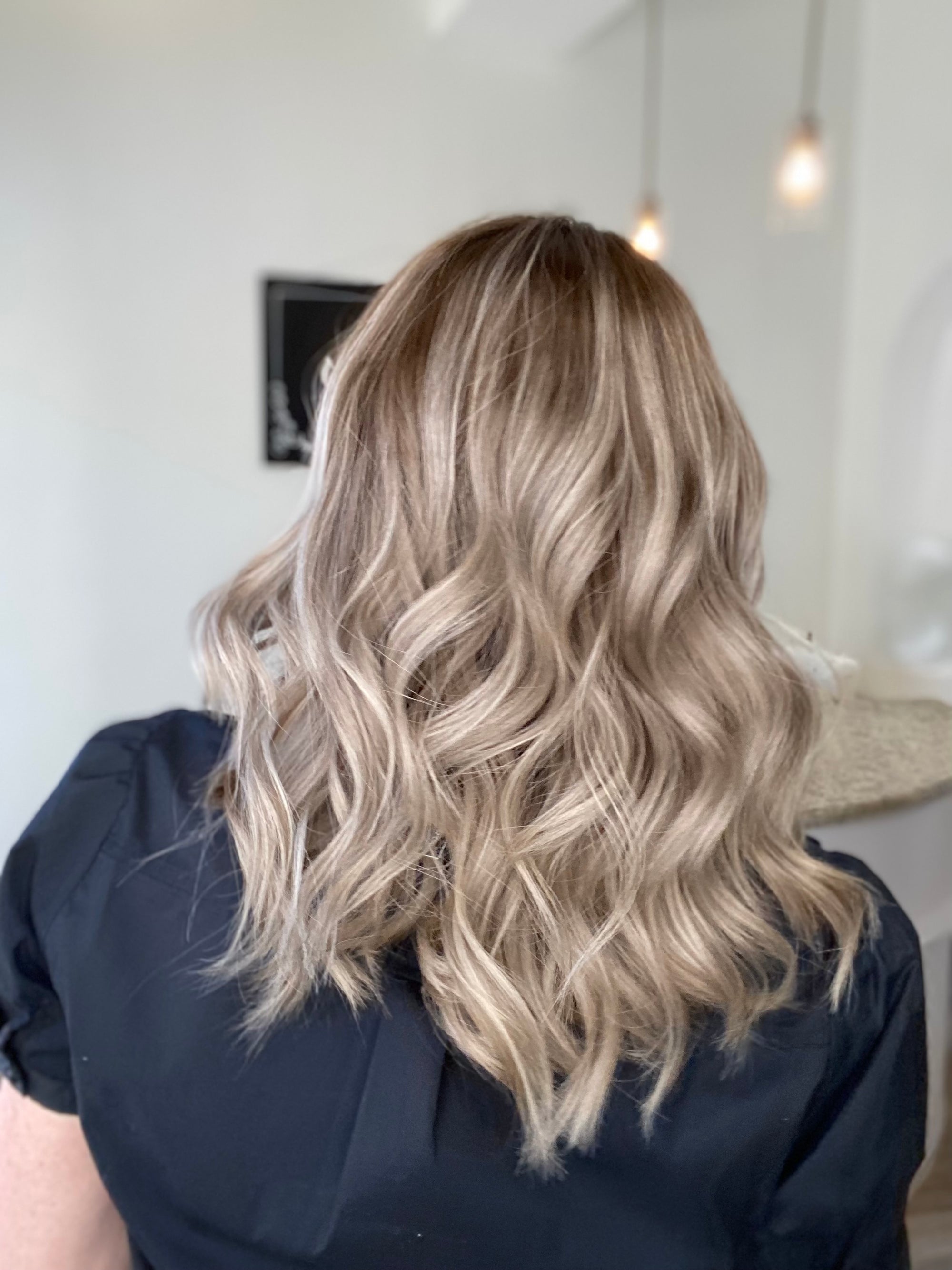 # 8577 GARDEAUX DELUXE LACE TOP WIG (MEDIUM CAP)