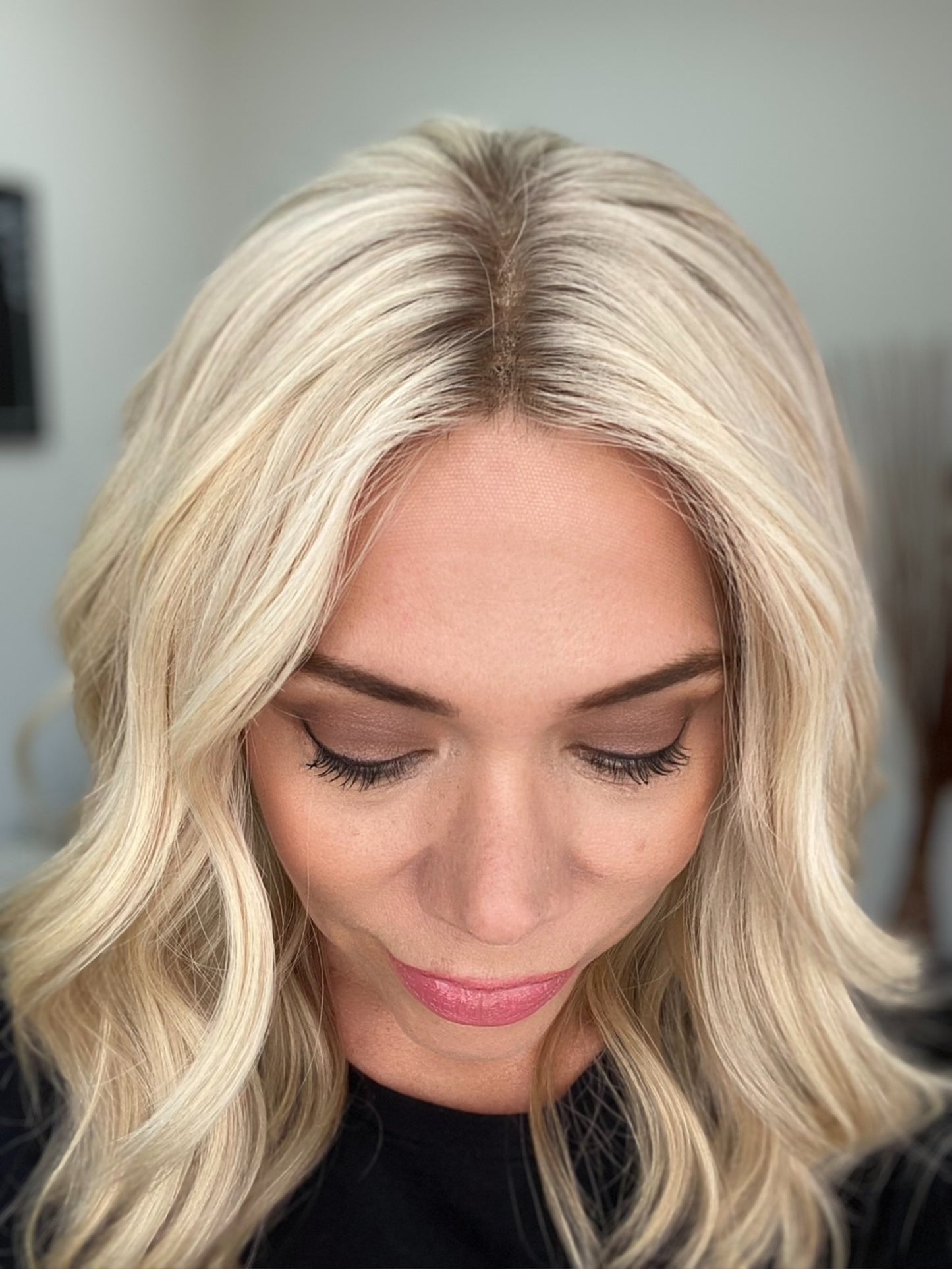 # 8733 GARDEAUX DELUXE HAND TIED MONO TOP WIG (MEDIUM CAP)