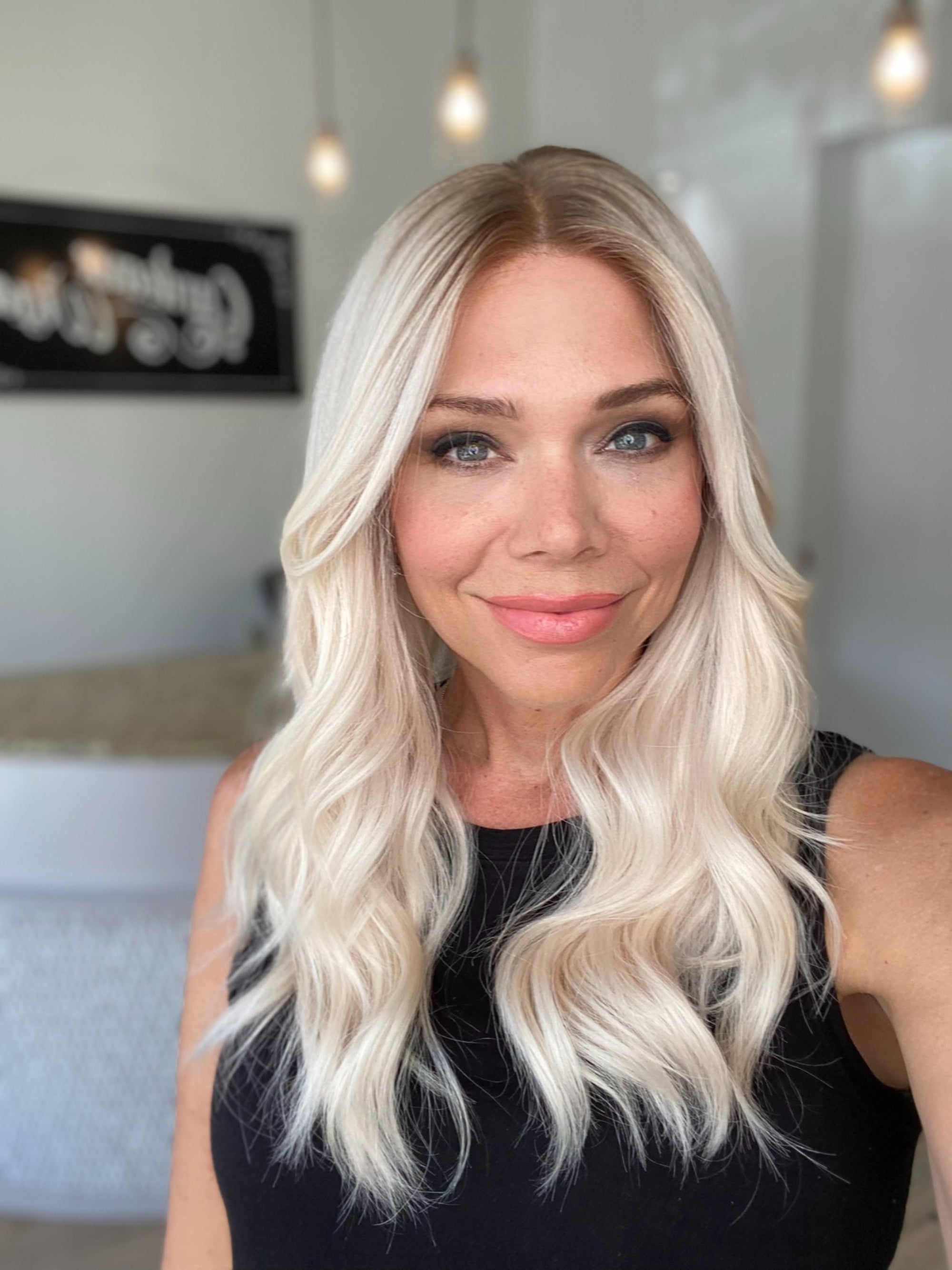 STOCK # BL626.14 GARDEAUX DELUXE LACE TOP WIG