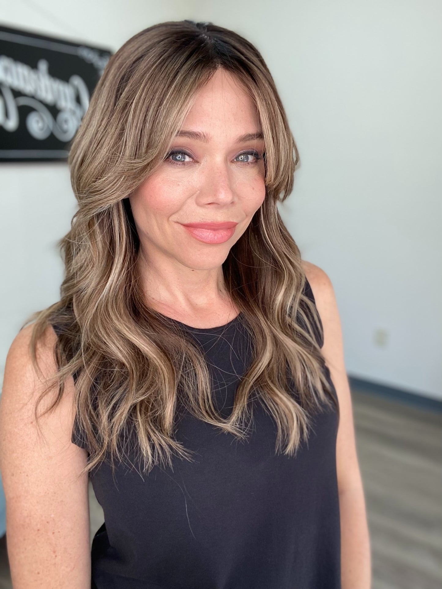 # 8740 GARDEAUX DELUXE HAND TIED DOUBLE MONO TOP WIG (MEDIUM CAP)