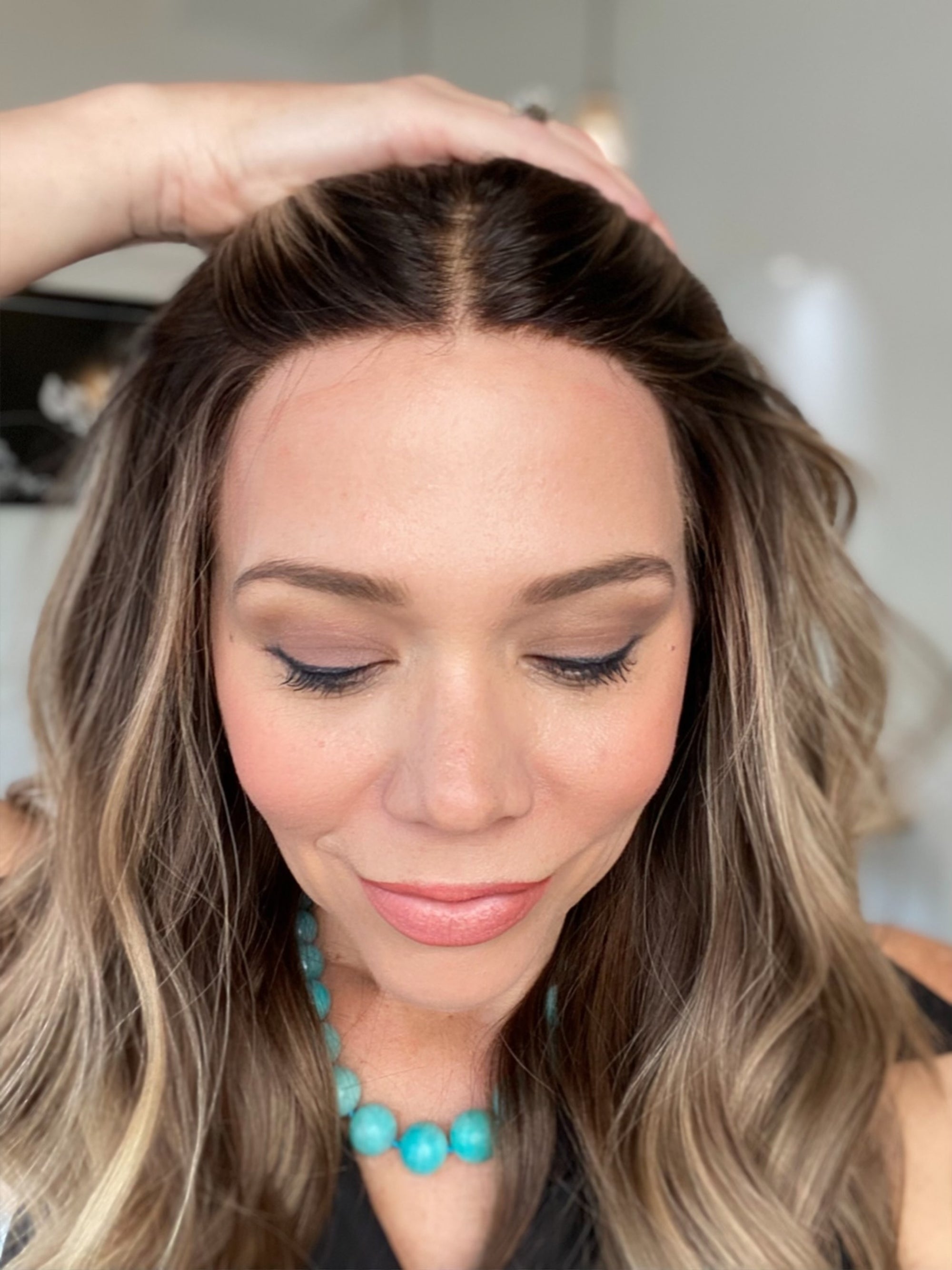 # 8420 GARDEAUX DELUXE HAND TIED MONO TOP WIG (SMALL CAP)