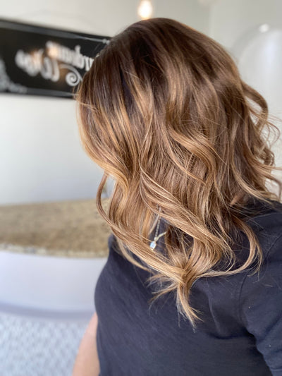 # 8572 GARDEAUX DELUXE HAND TIED MONO TOP WIG (MEDIUM CAP)