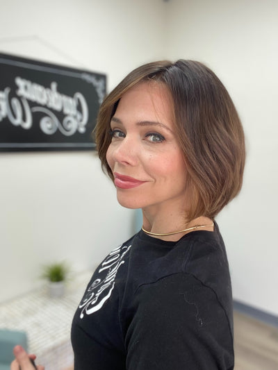 # 8662 GARDEAUX DELUXE HAND TIED MONO TOP WIG (MEDIUM CAP)