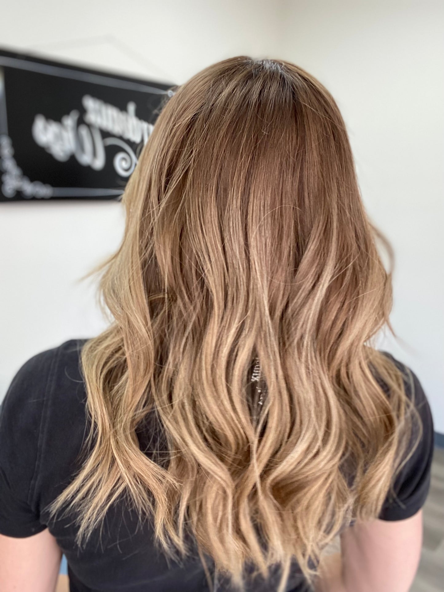 # 8720 GARDEAUX DELUXE HAND TIED MONO TOP WIG (MEDIUM CAP)