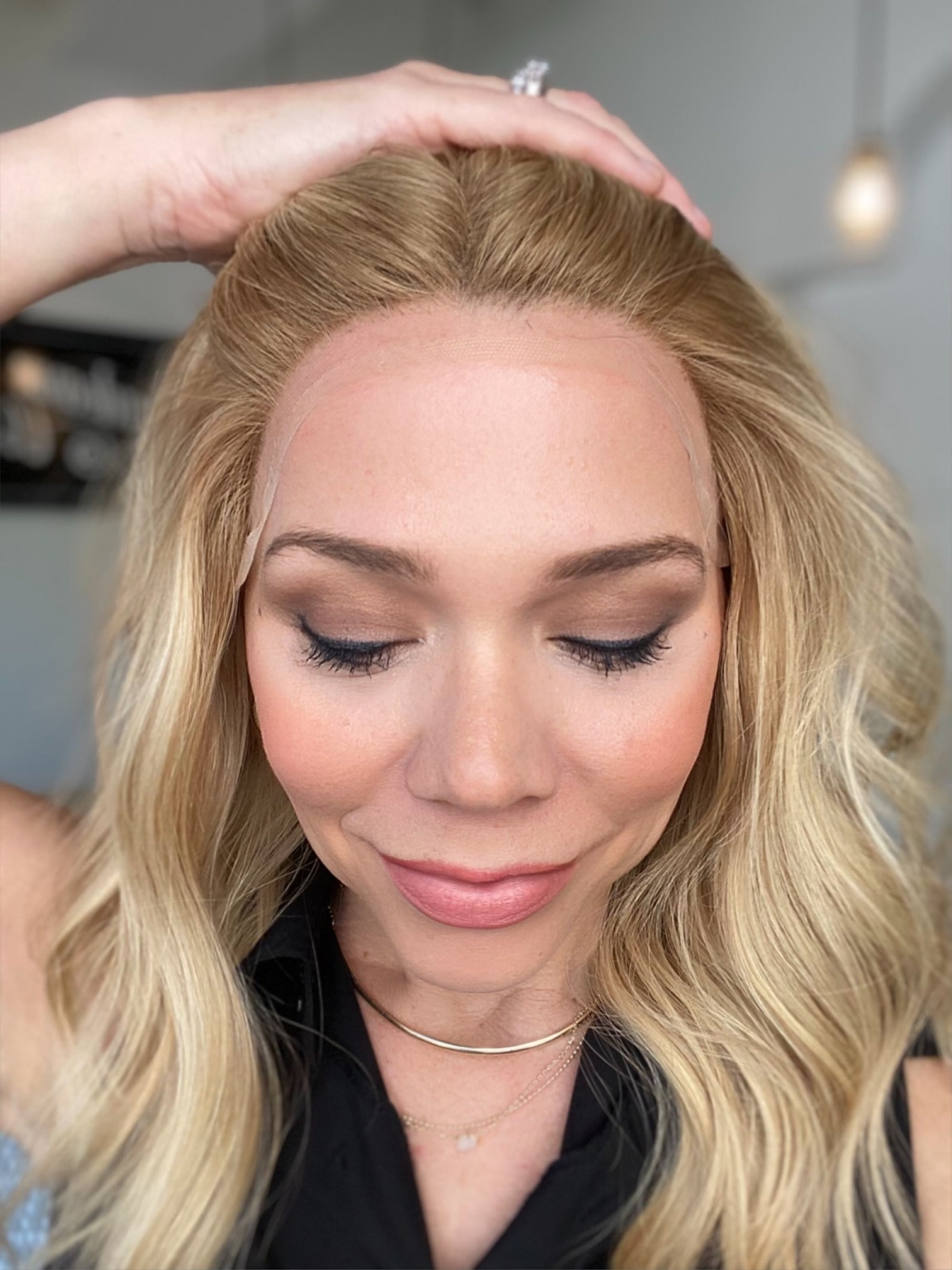 STOCK # JL2-318.10 GARDEAUX DELUXE HAND TIED SILICONE LINED WIG (SMALL CAP)