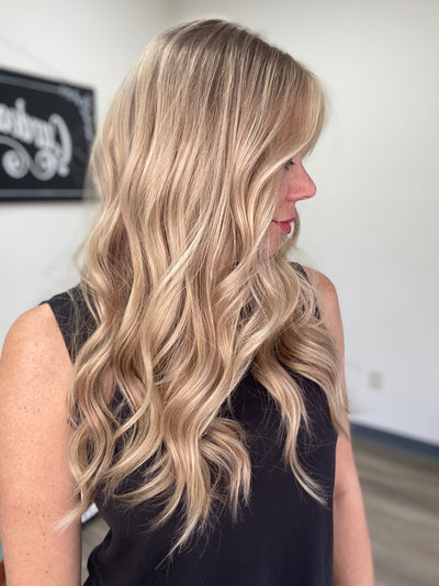 # 8708 GARDEAUX DELUXE LACE TOP WIG (SMALL CAP)