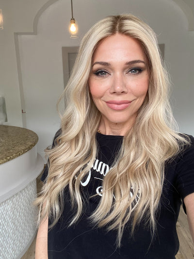 # 8253 GARDEAUX DELUXE LACE TOP WIG  (SMALL CAP)