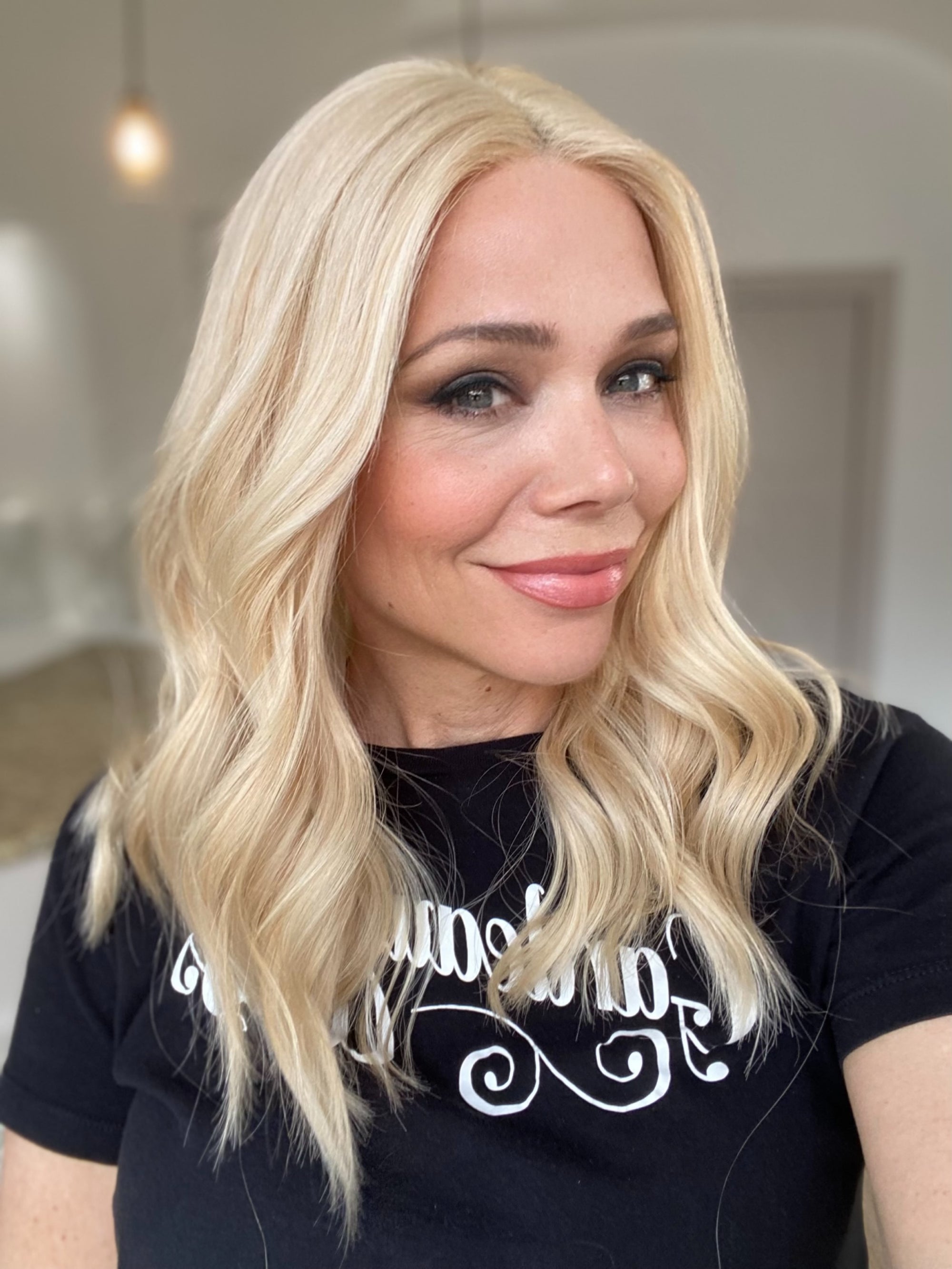 STOCK # JL-300.12 GARDEAUX DELUXE LACE TOP WIG (SMALL CAP)