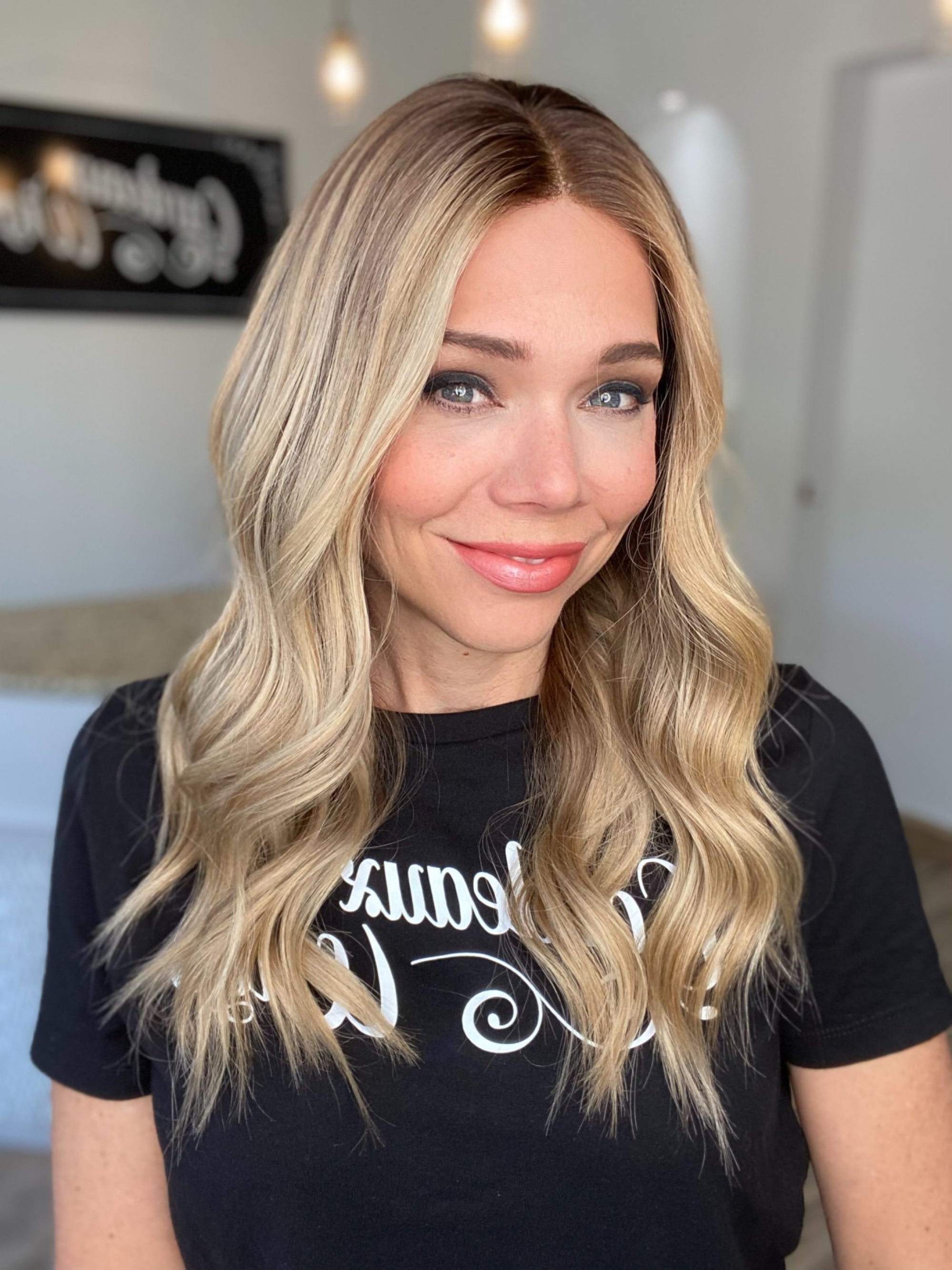 # 7920 GARDEAUX DELUXE LACE TOP WIG (SMALL CAP)