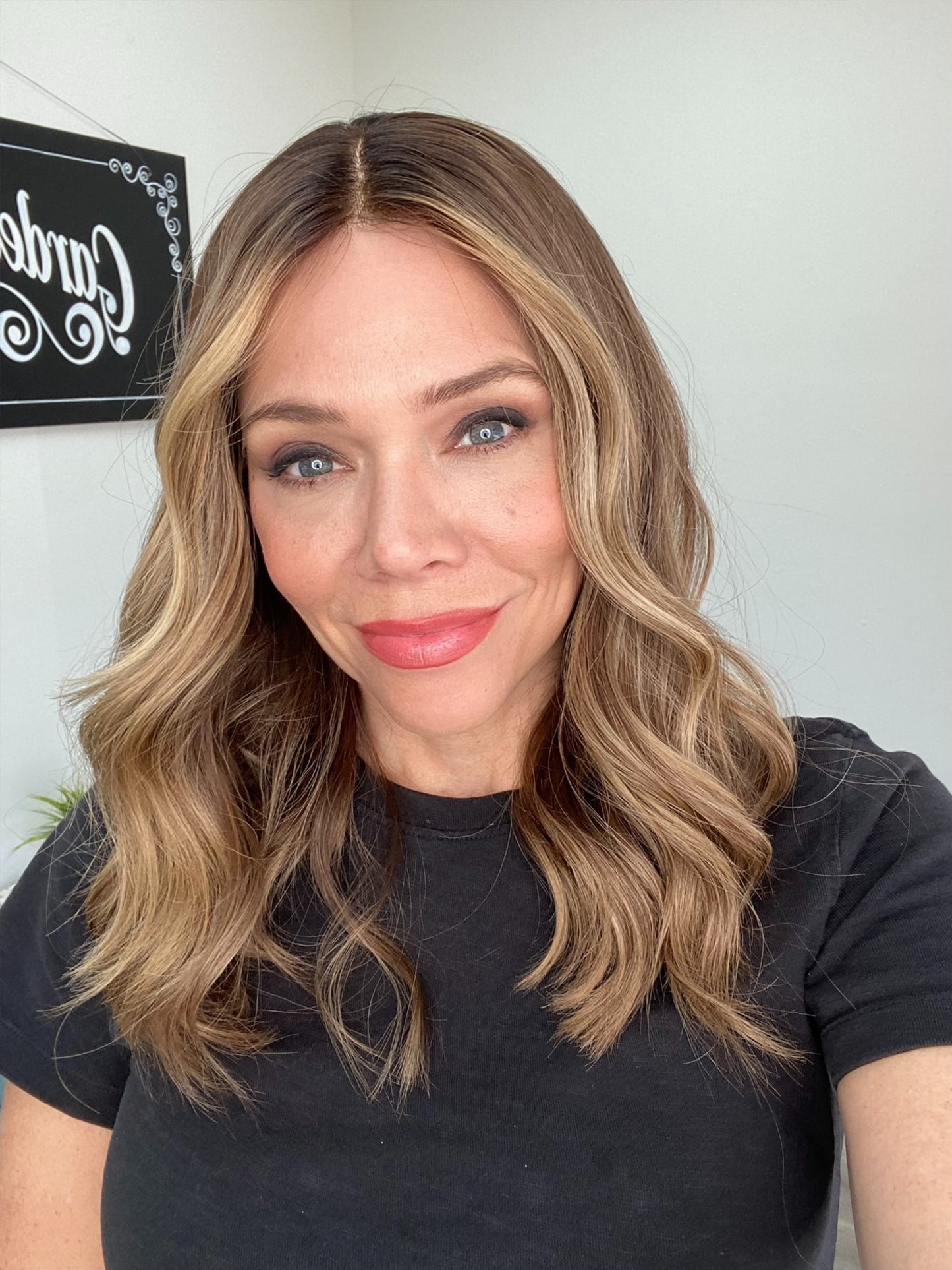 # 8734 GARDEAUX DELUXE SILK TOP LACE FRONT WIG (MEDIUM CAP)