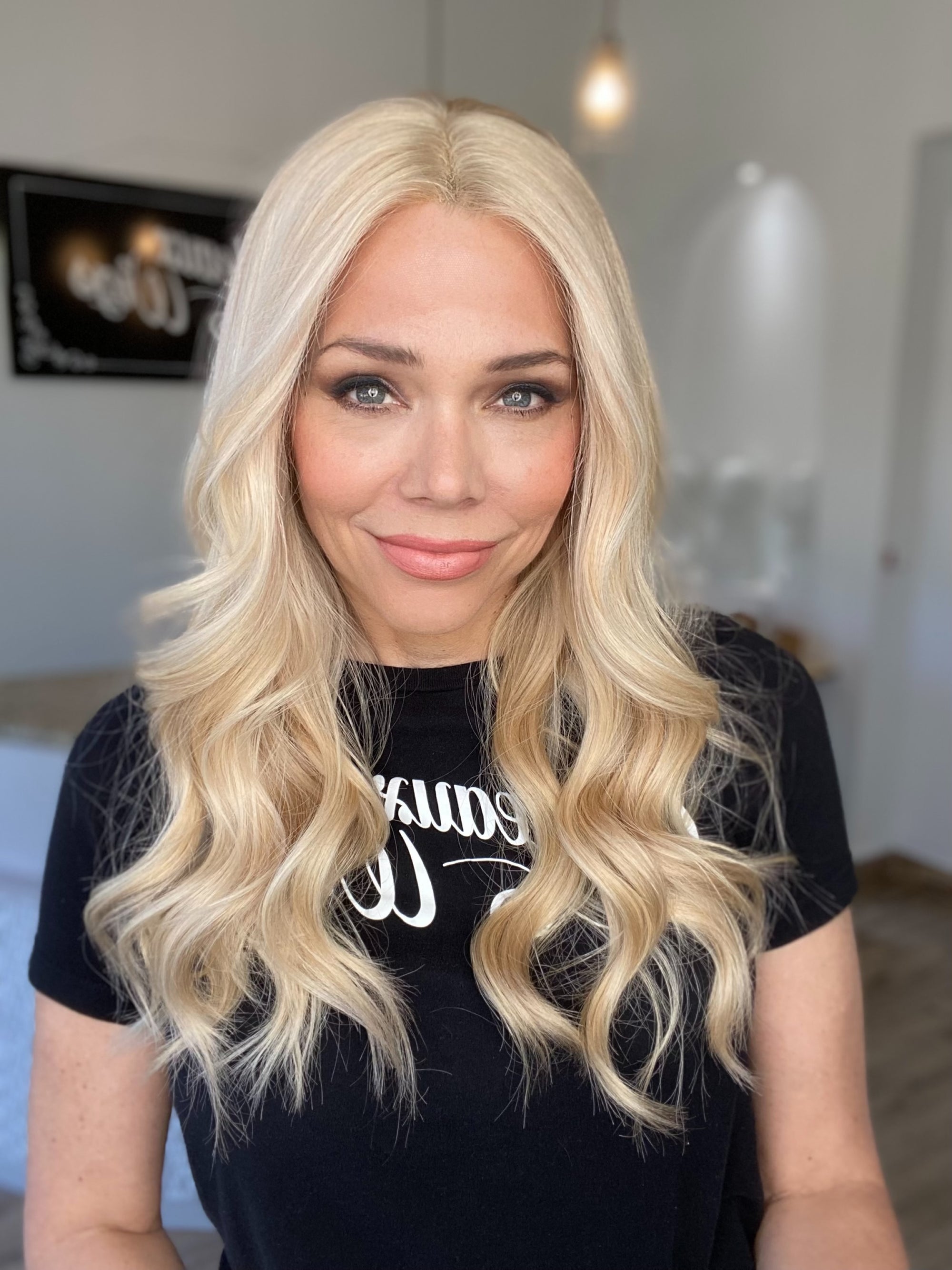 STOCK #JL-300.16 GARDEAUX DELUXE LACE TOP WIG (MEDIUM CAP)